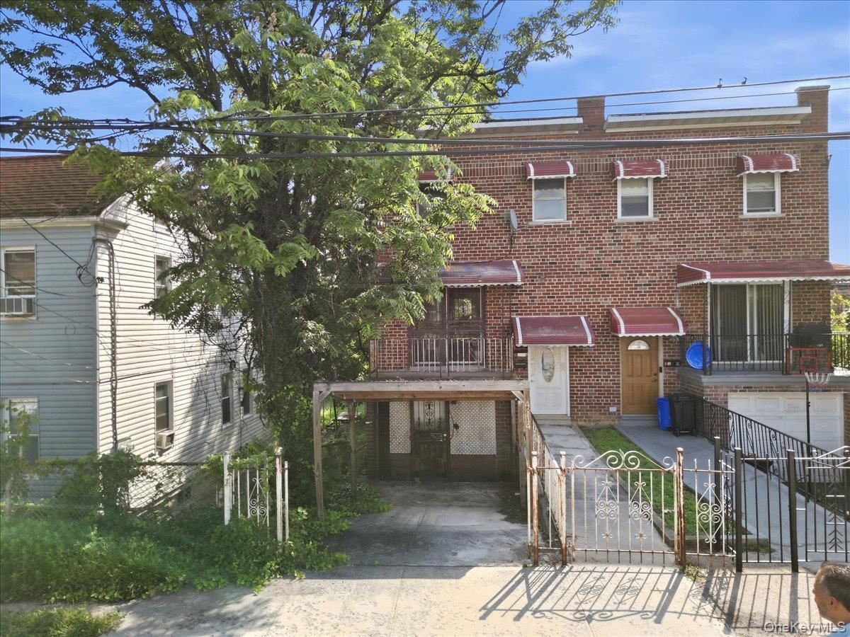 Single Family Murdock Avenue Bronx, NY 10470, MLS-1052084-2