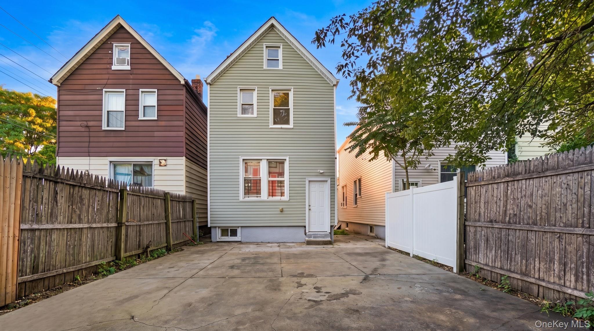 Single Family 155th Street  Queens, NY 11434, MLS-1052089-20