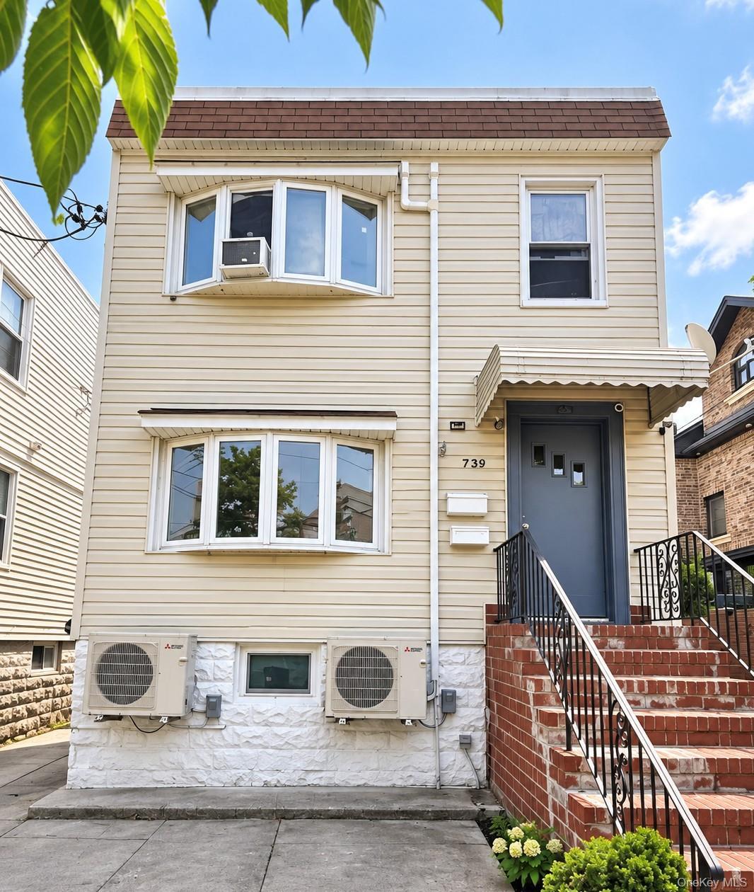 Single Family 124  Queens, NY 11356, MLS-1052140-13
