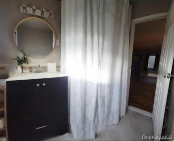 Single Family Susan Court Suffolk County, NY 11729, MLS-1052173-18