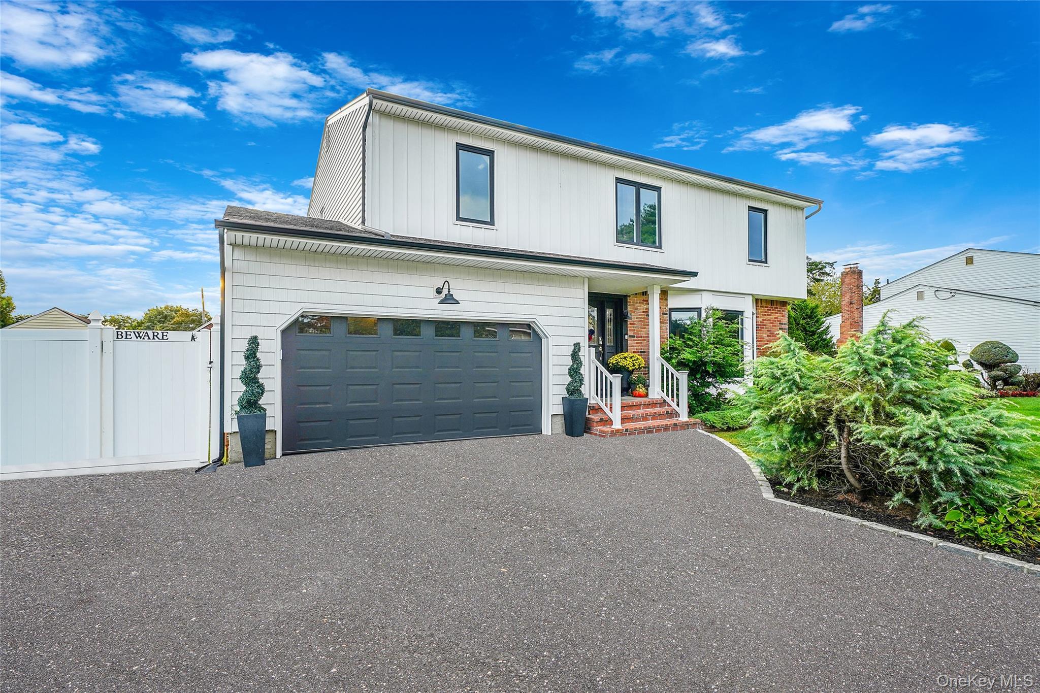 Single Family Susan Court Suffolk County, NY 11729, MLS-1052173-2