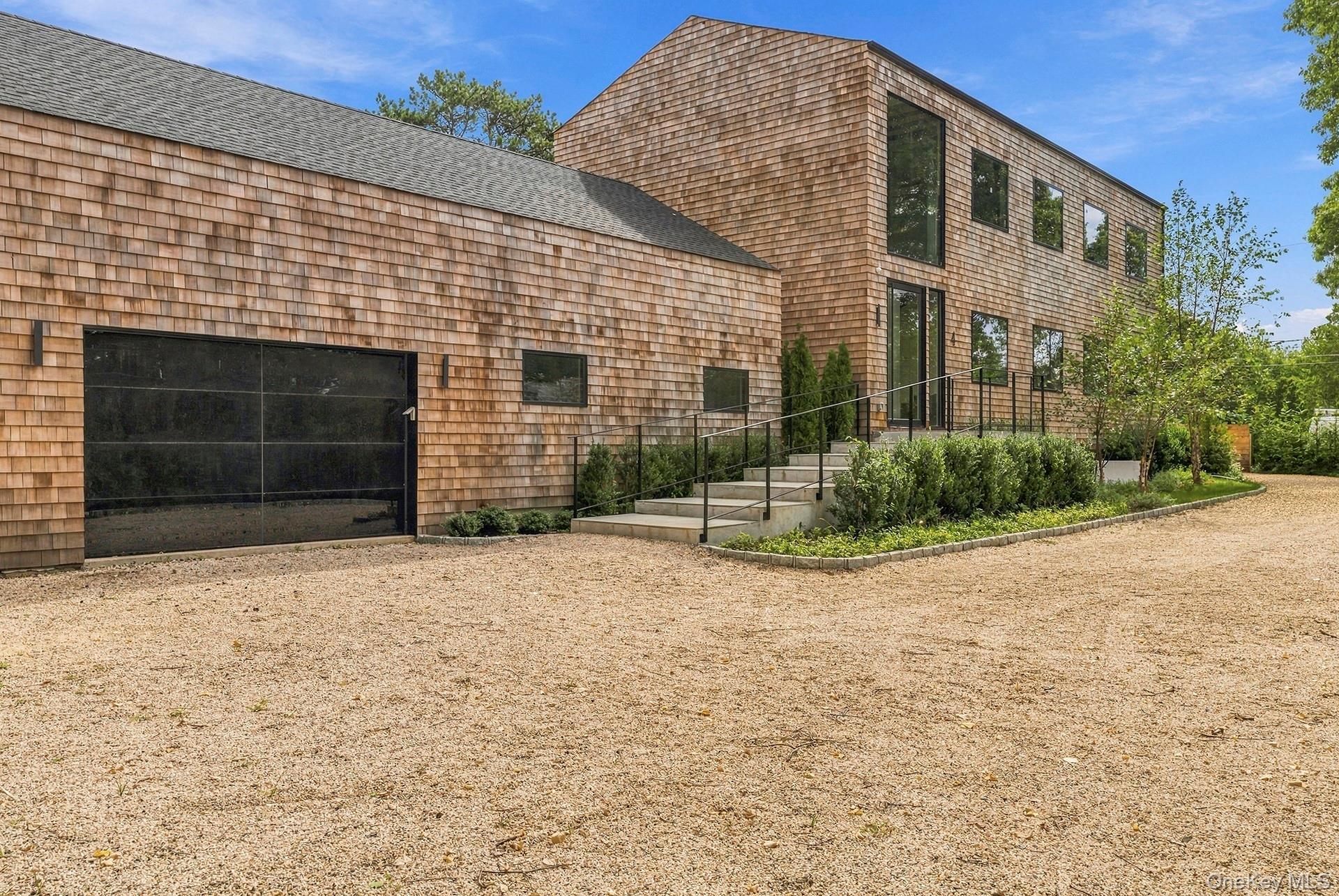 Single Family Linden Lane Suffolk County, NY 11978, MLS-1052175-20