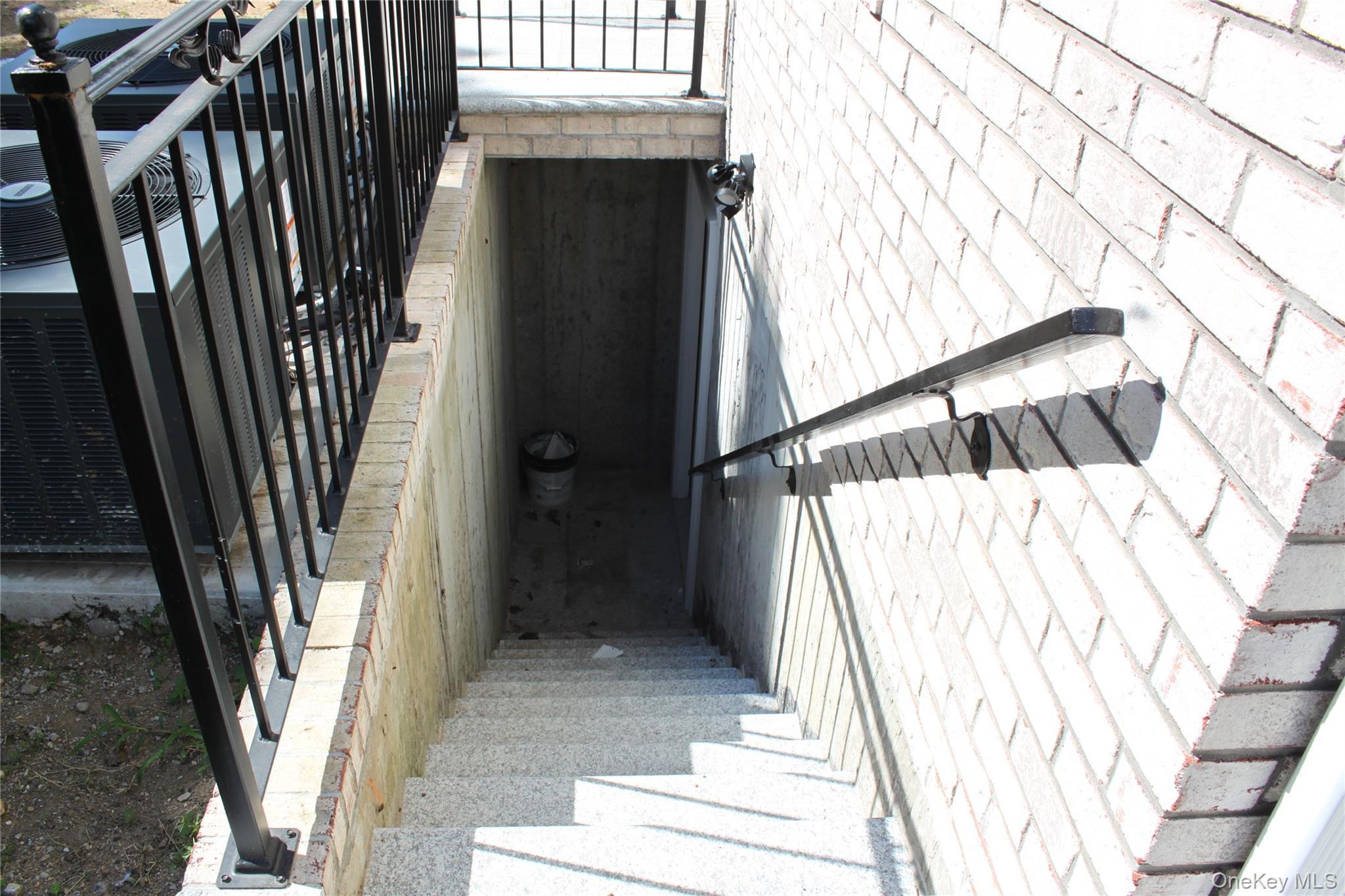 Single Family 106th Avenue Queens, NY 11435, MLS-1052191-28