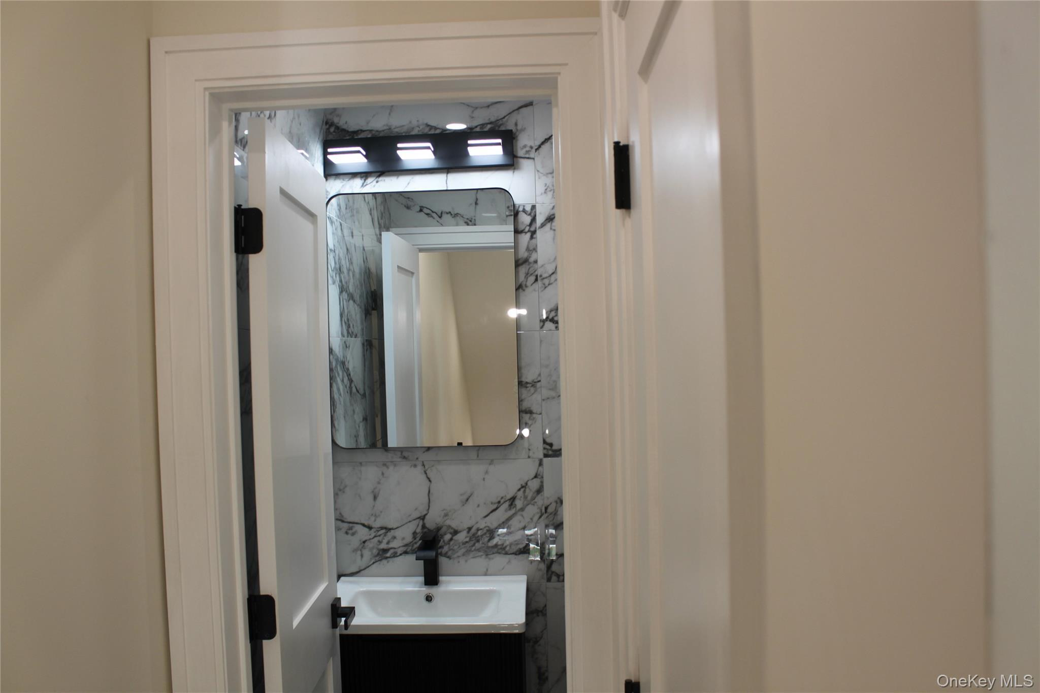 Single Family 106th Avenue Queens, NY 11435, MLS-1052191-36