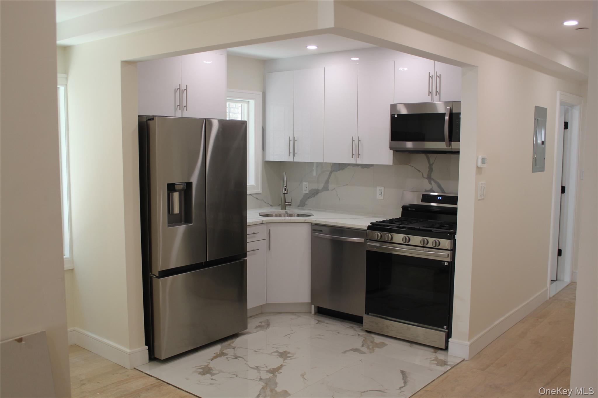 Single Family 106th Avenue Queens, NY 11435, MLS-1052191-8
