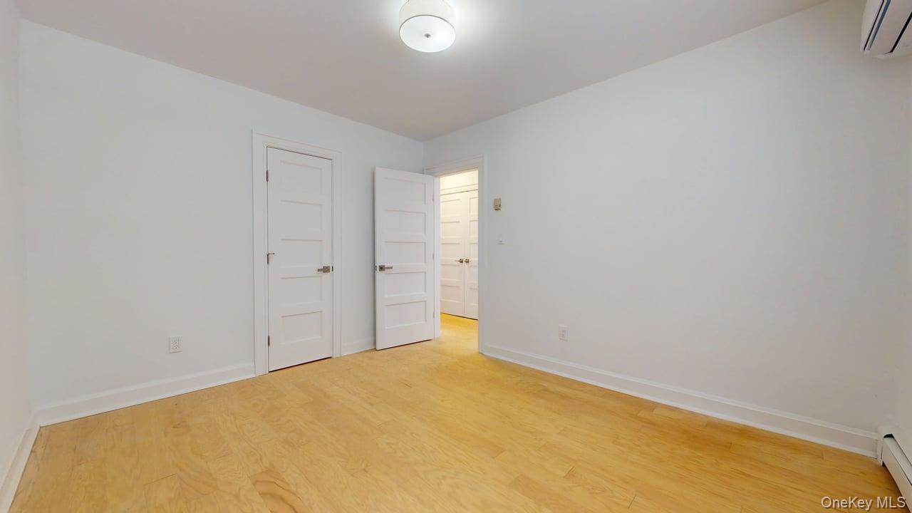 Single Family 68th Avenue Queens, NY 11374, MLS-1052195-25