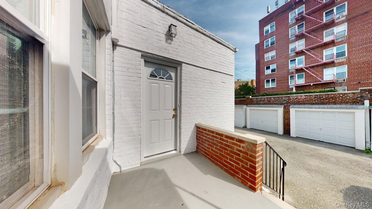 Single Family 68th Avenue Queens, NY 11374, MLS-1052195-40
