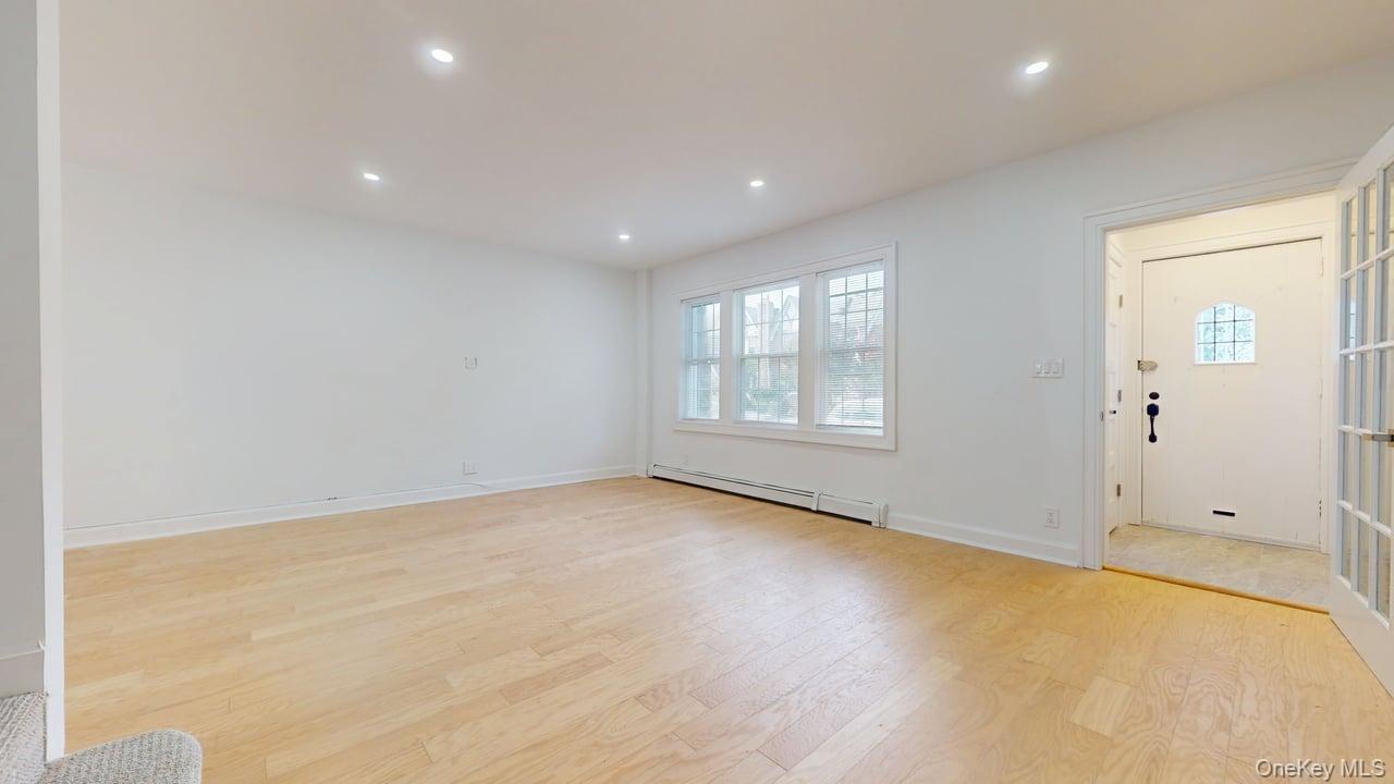 Single Family 68th Avenue Queens, NY 11374, MLS-1052195-5