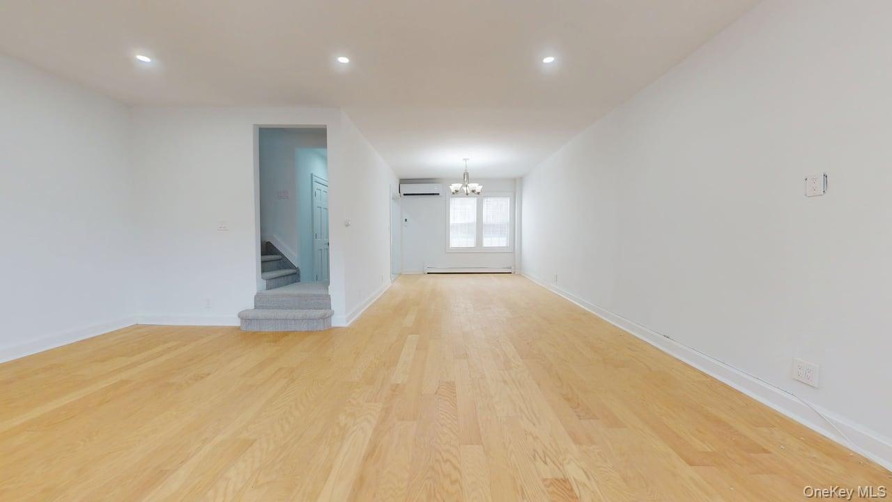 Single Family 68th Avenue Queens, NY 11374, MLS-1052195-7