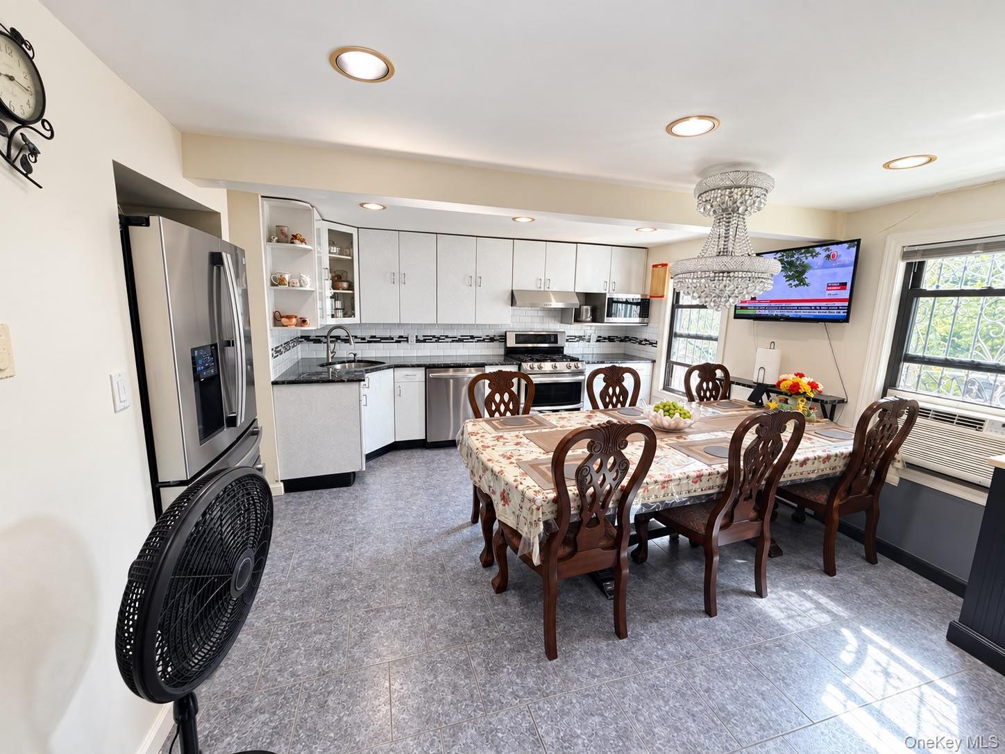 Single Family Sutter Avenue Queens, NY 11417, MLS-1052211-7