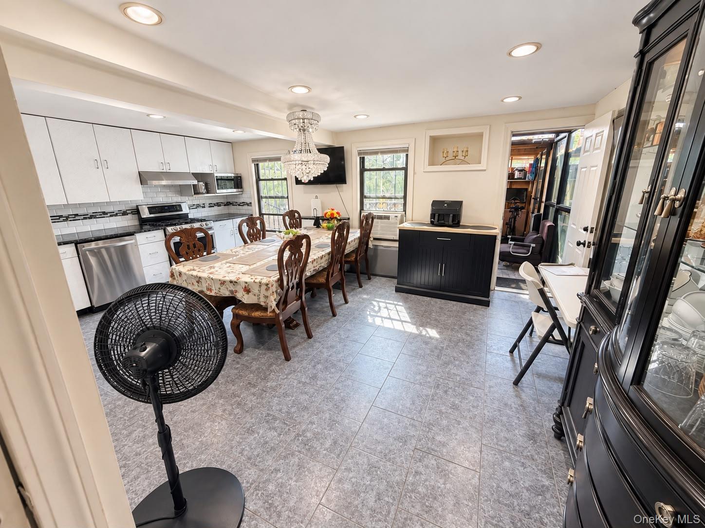 Single Family Sutter Avenue Queens, NY 11417, MLS-1052211-8