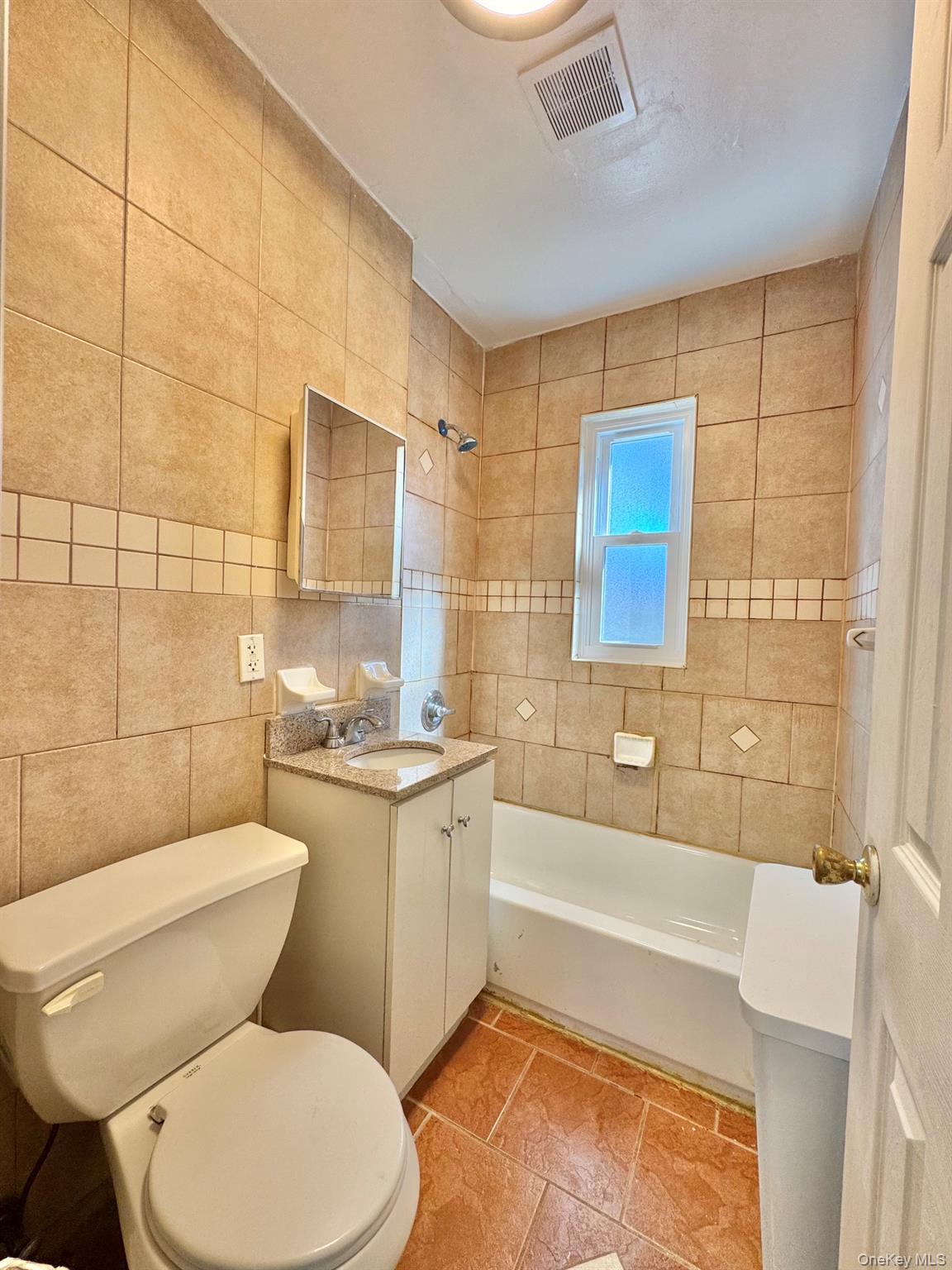 Single Family 202nd Street Queens, NY 11412, MLS-1052213-10