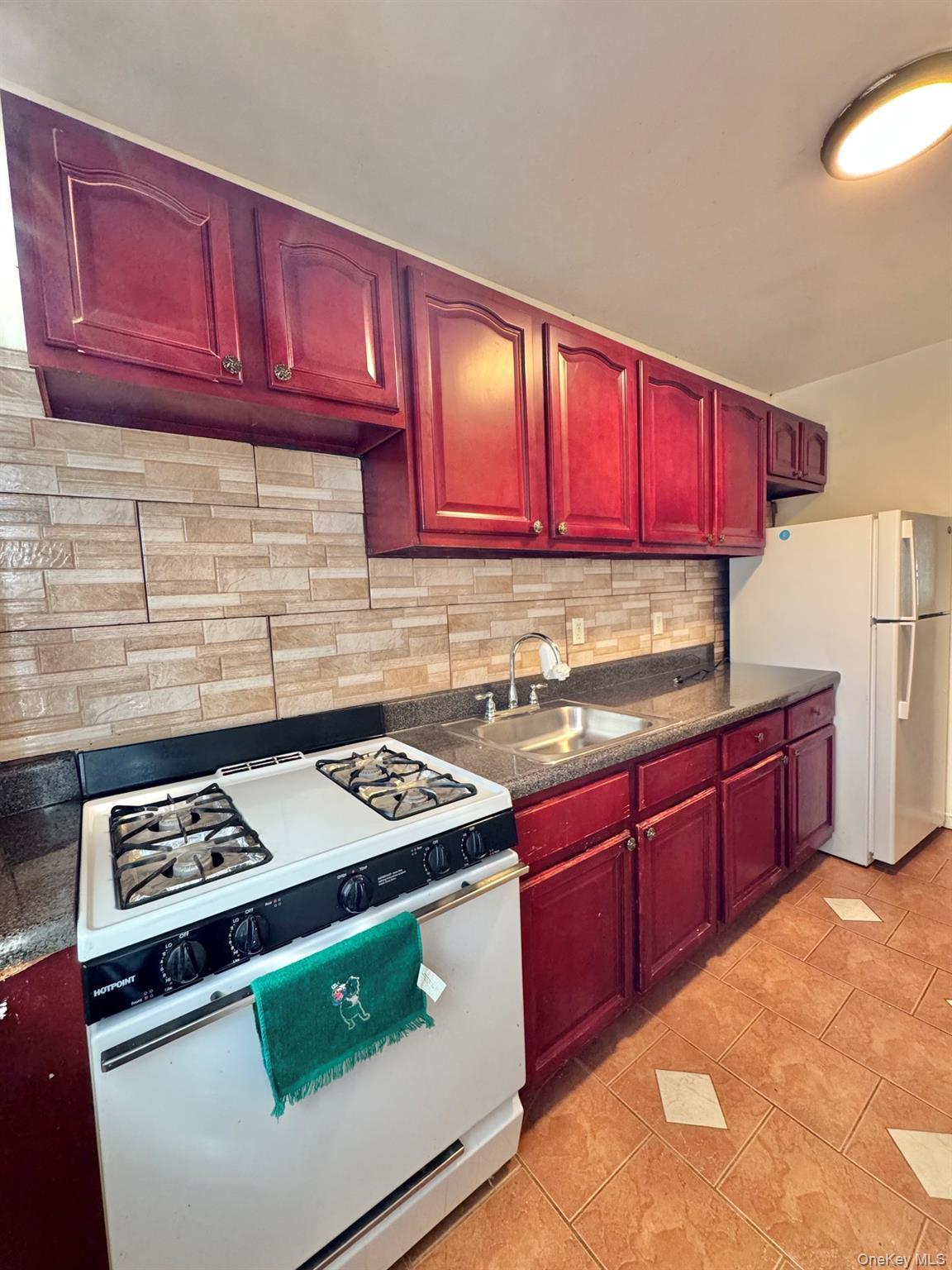Single Family 202nd Street Queens, NY 11412, MLS-1052213-5