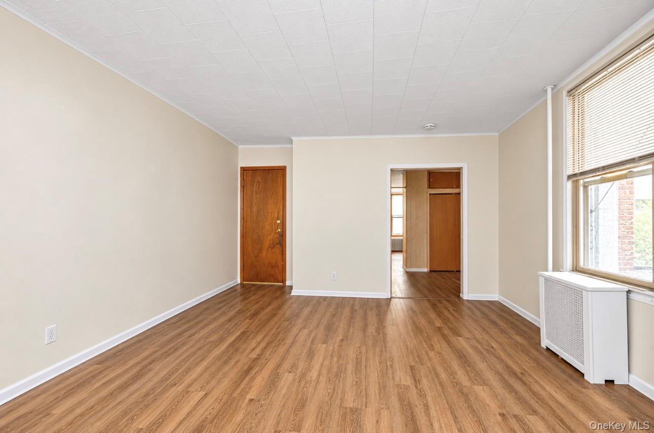 Single Family 67th Place  Queens, NY 11385, MLS-1052214-8
