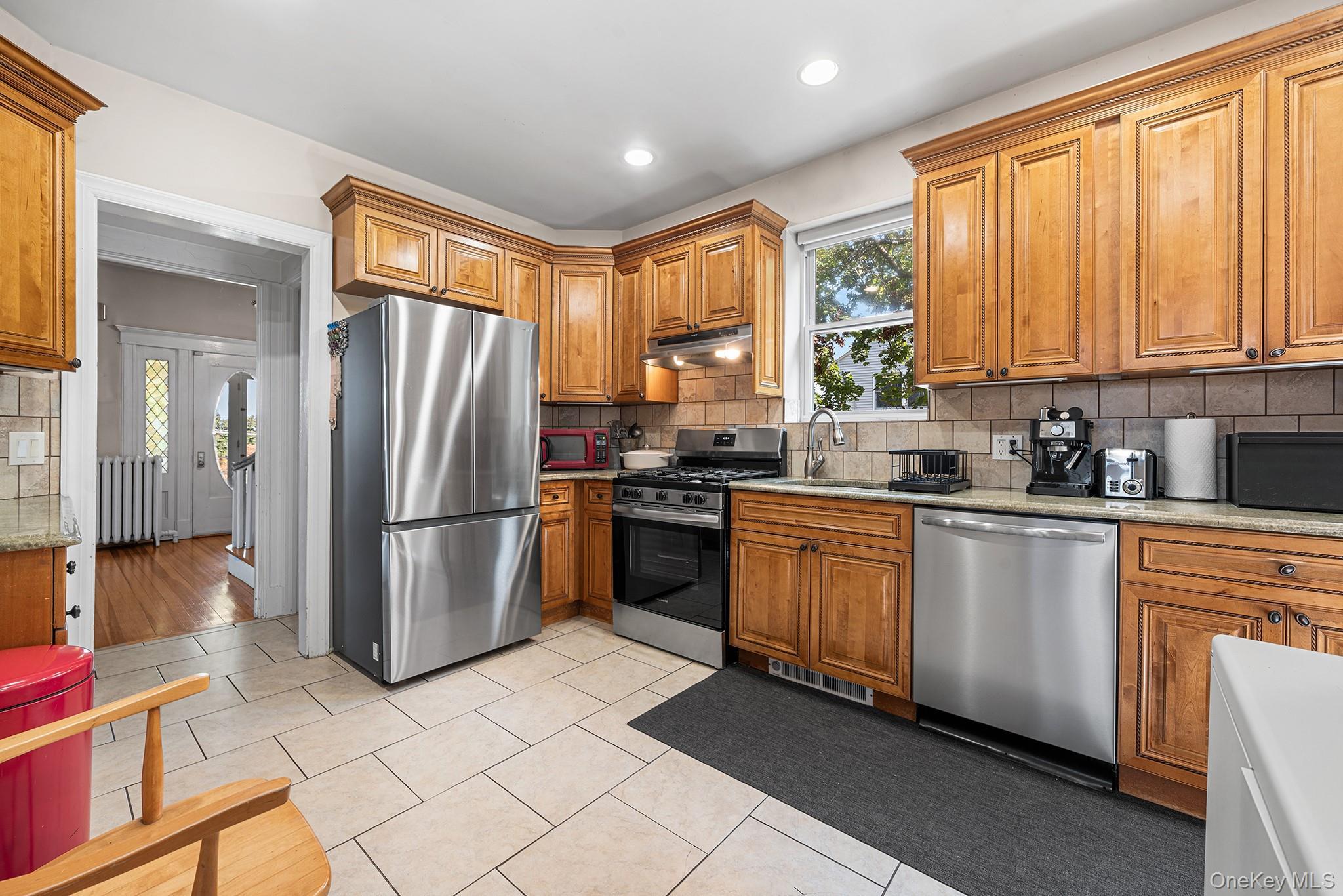 Single Family Dalton Road Westchester County, NY 10701, MLS-1052215-8