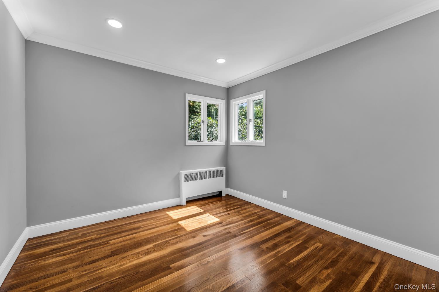 Single Family Shelley Place Suffolk County, NY 11746, MLS-1052216-24