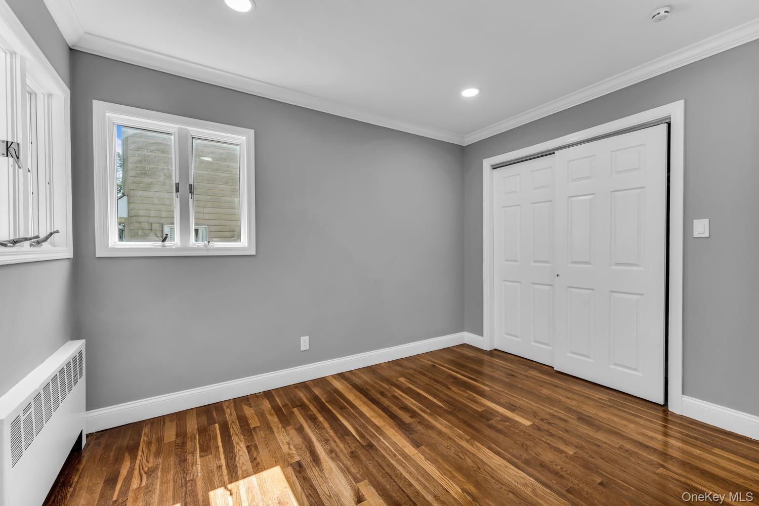 Single Family Shelley Place Suffolk County, NY 11746, MLS-1052216-25