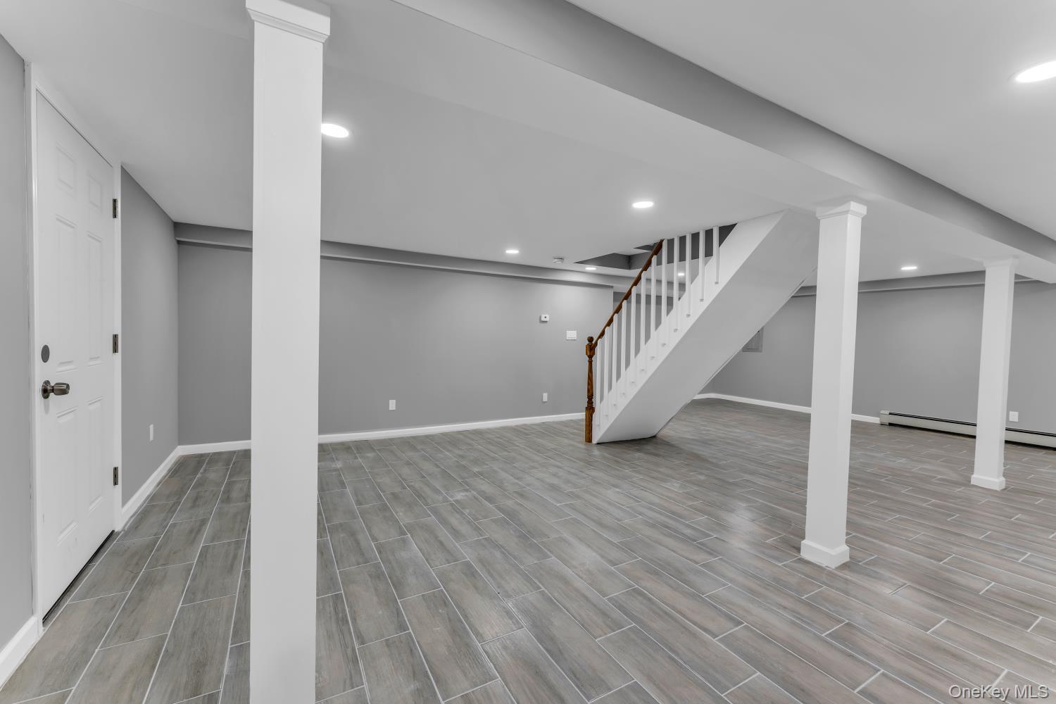 Single Family Shelley Place Suffolk County, NY 11746, MLS-1052216-30