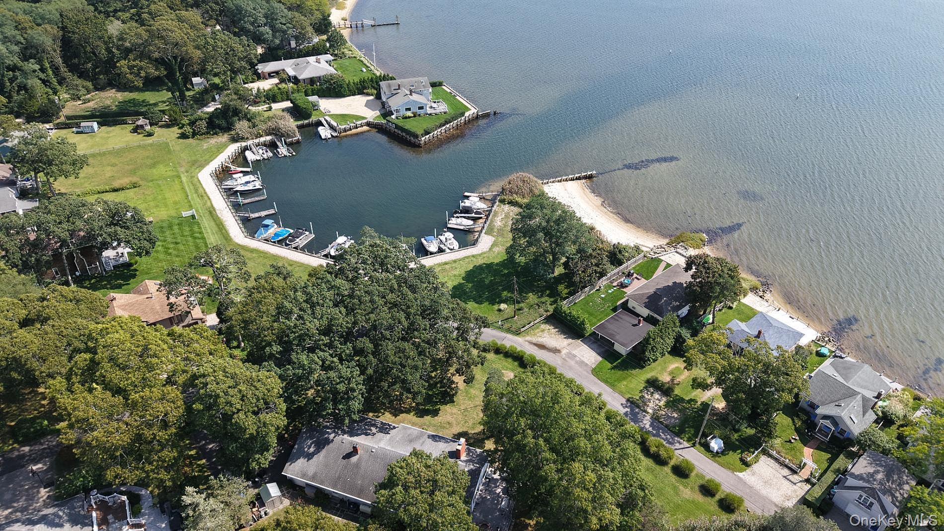Single Family Leafy Way Suffolk County, NY 11931, MLS-1052245-24