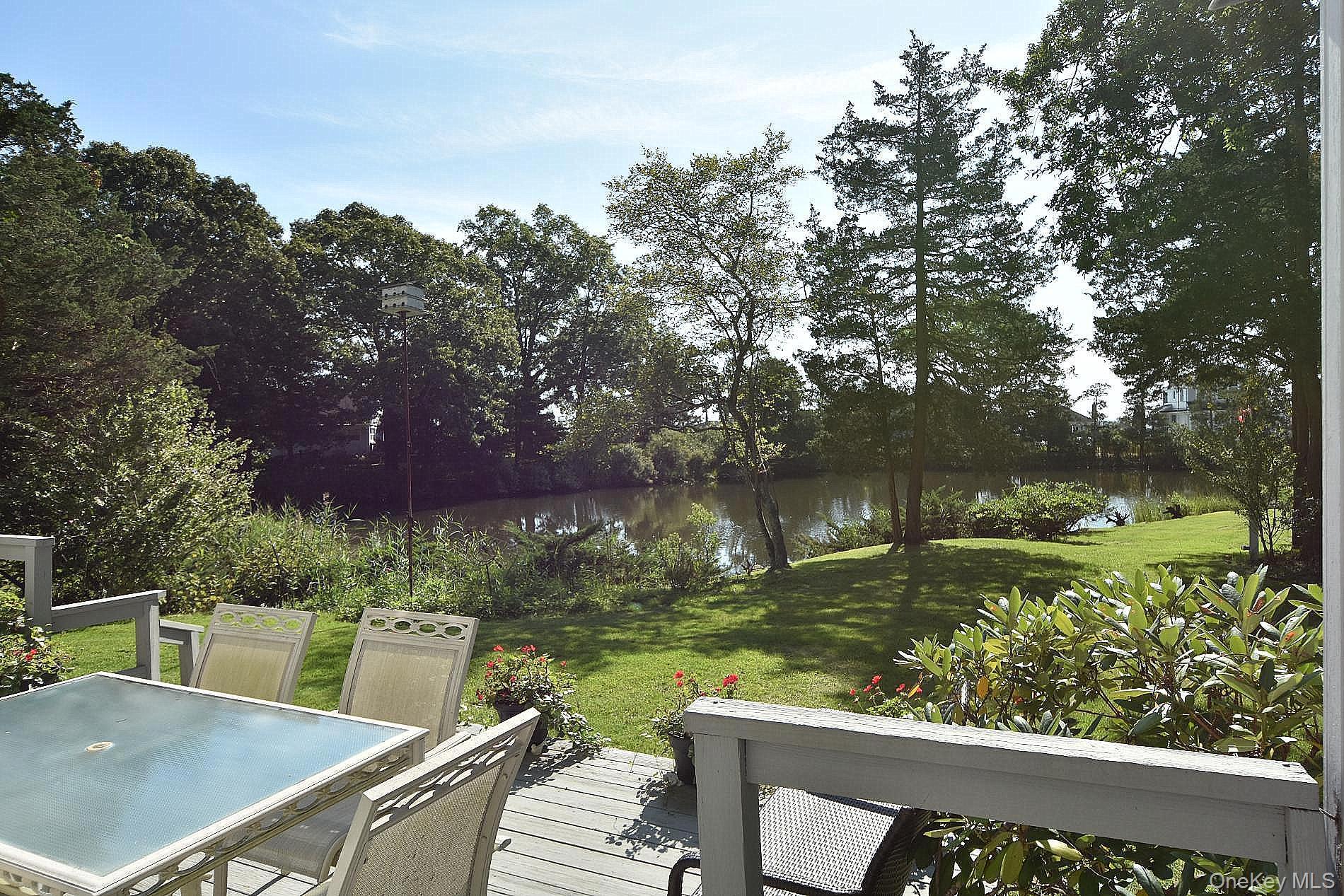 Single Family Leafy Way Suffolk County, NY 11931, MLS-1052245-27