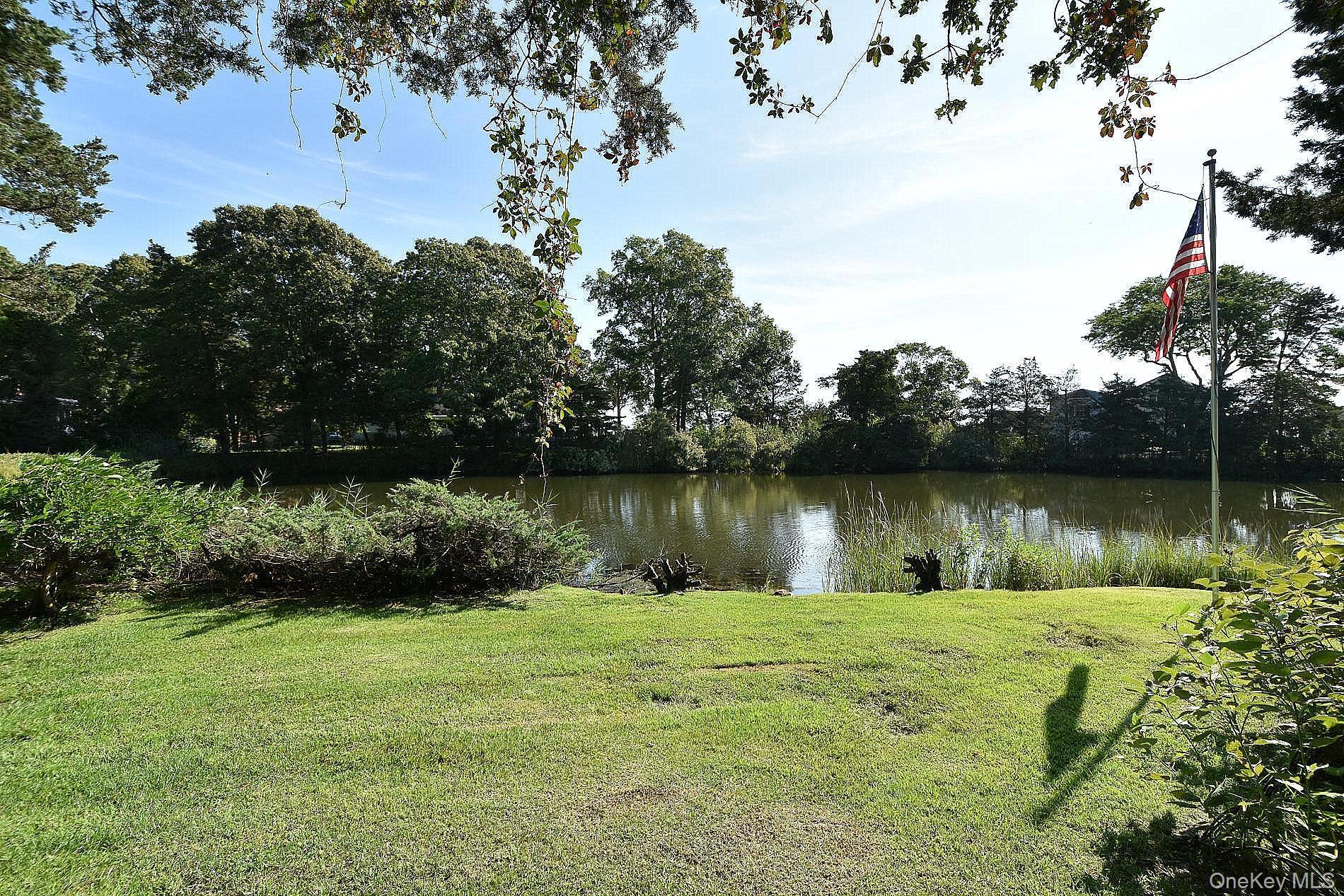 Single Family Leafy Way Suffolk County, NY 11931, MLS-1052245-28