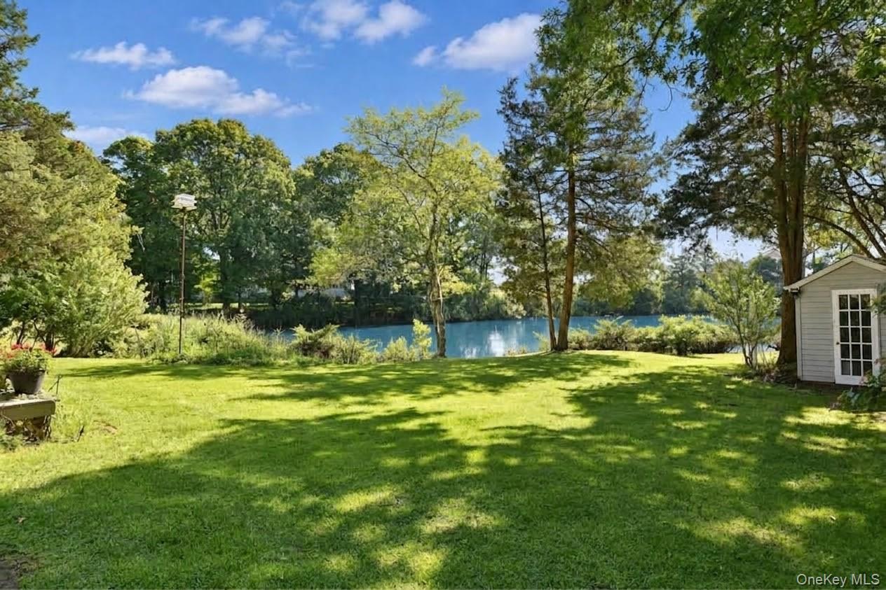 Single Family Leafy Way Suffolk County, NY 11931, MLS-1052245-5