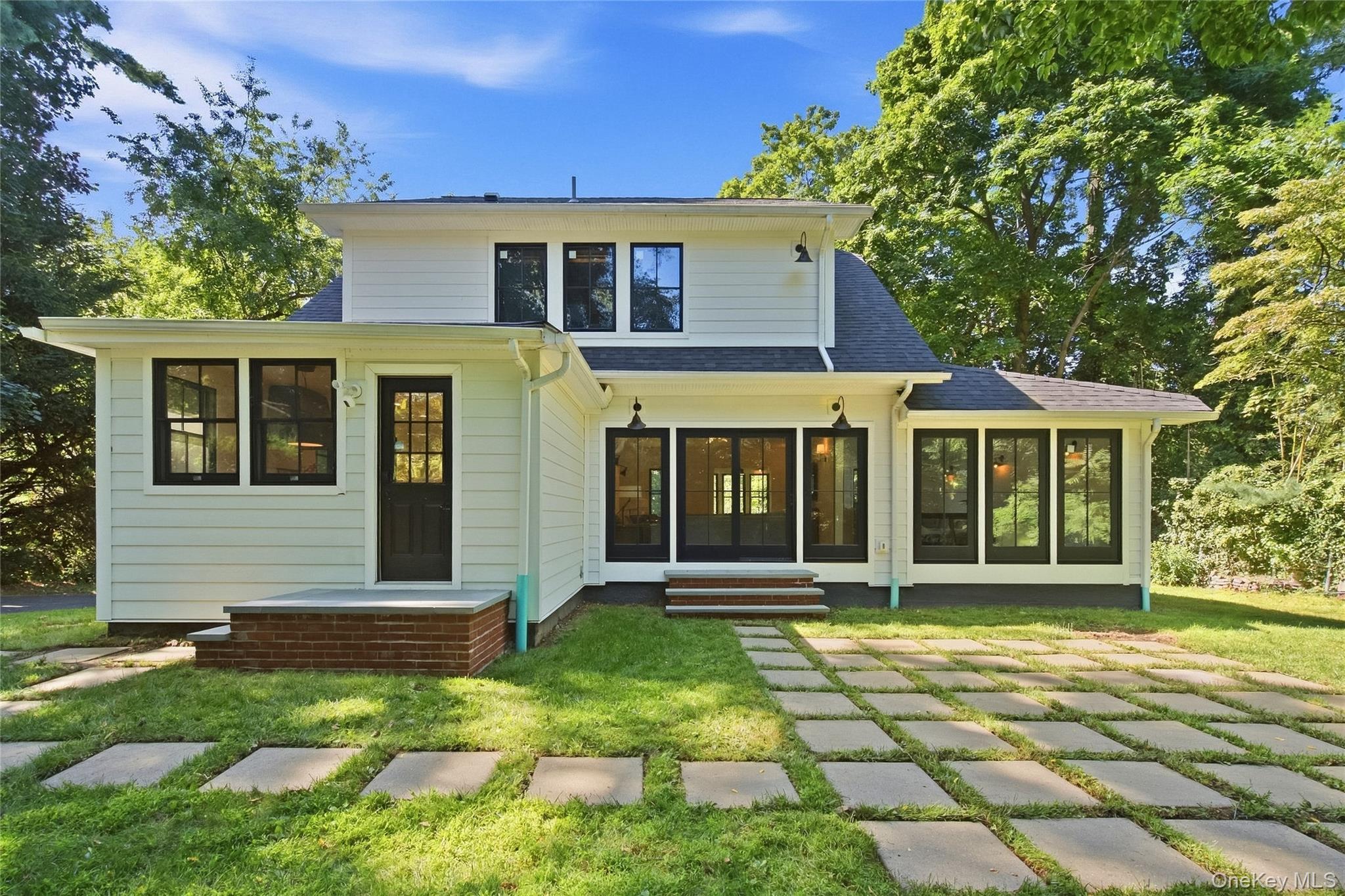 Single Family The Locusts Nassau County, NY 11576, MLS-1052257-27