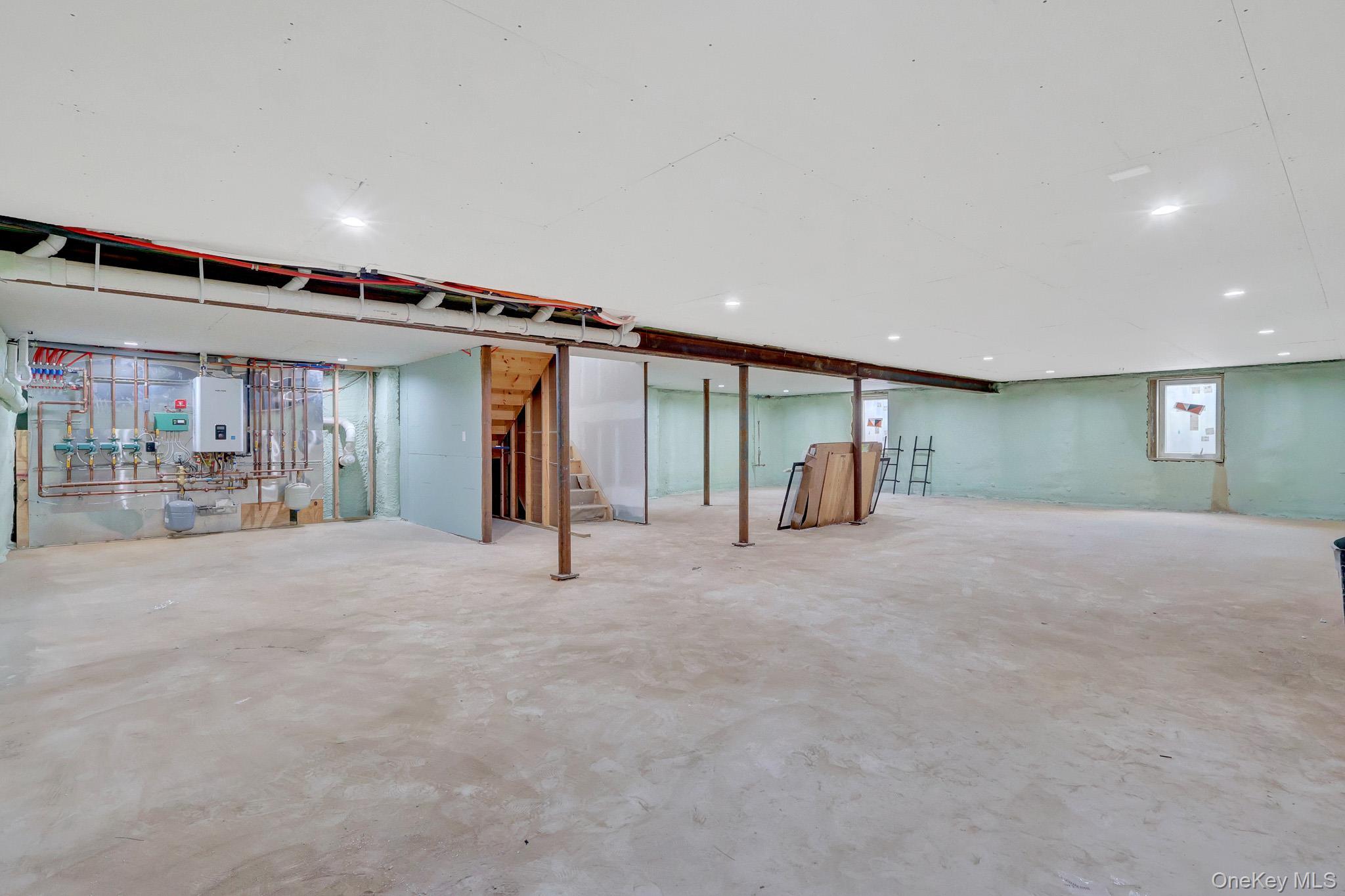 Single Family E End Avenue Nassau County, NY 11801, MLS-1052273-39