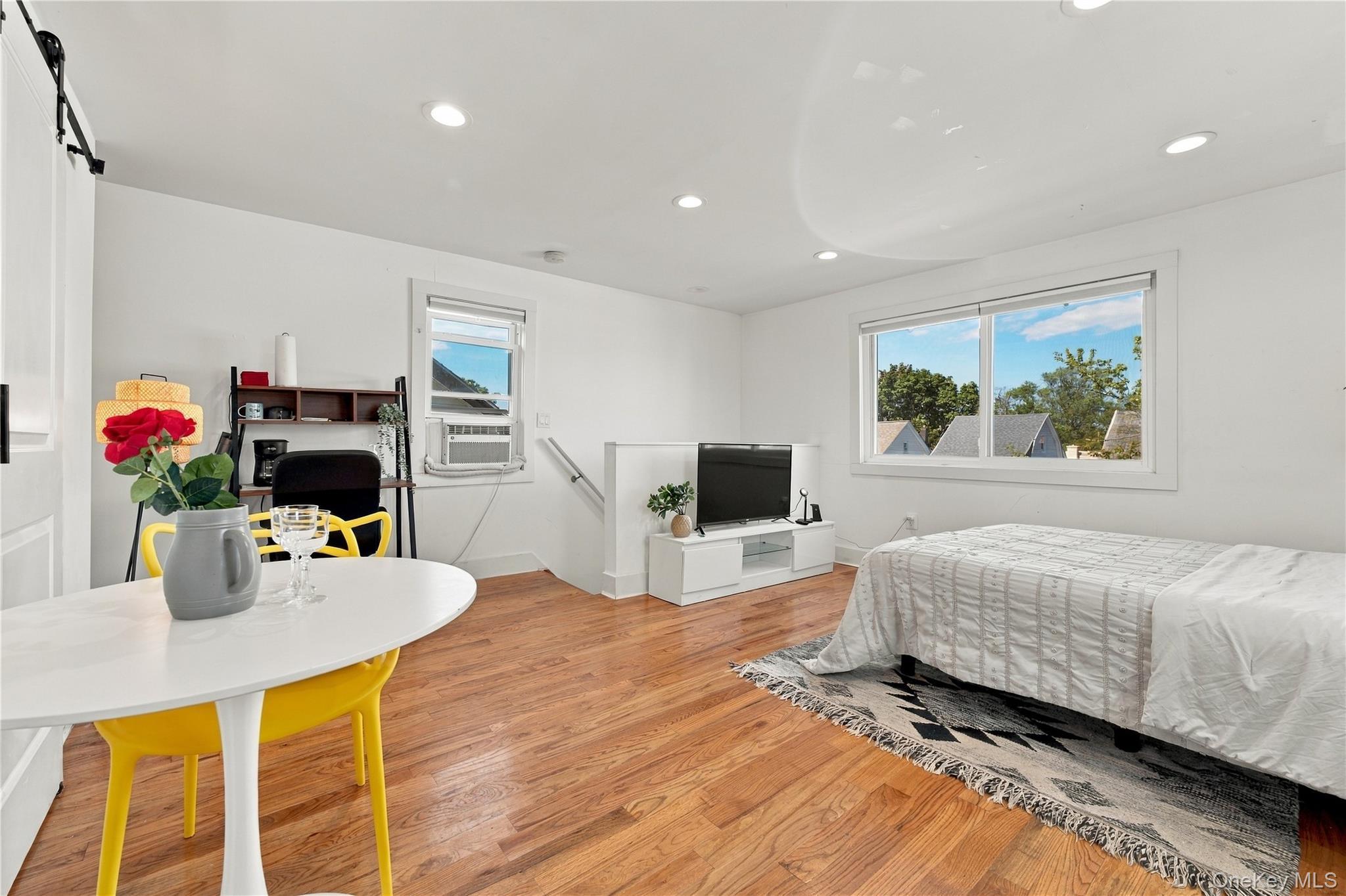 Single Family 130th Drive  Queens, NY 11413, MLS-1052274-10