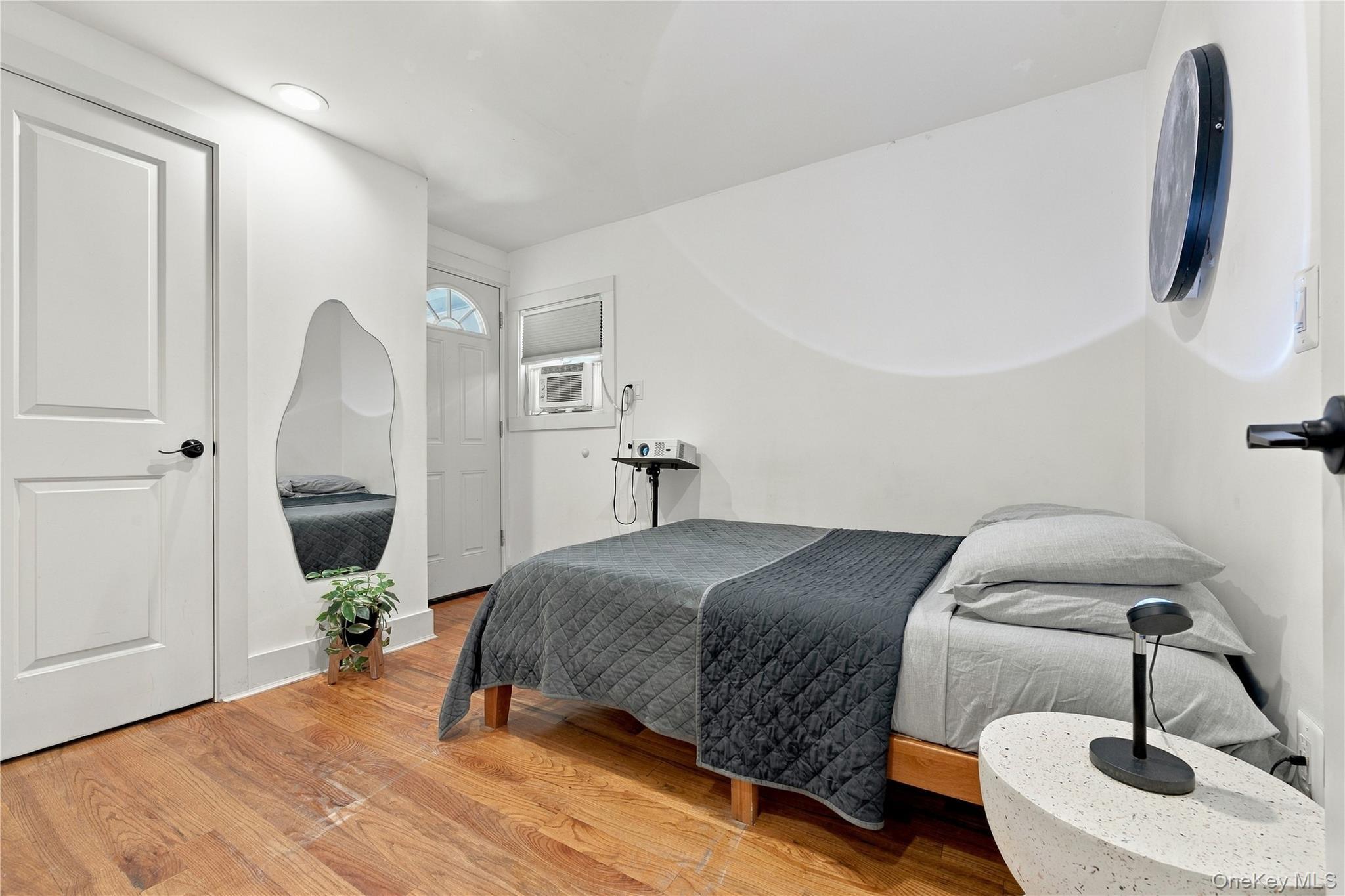Single Family 130th Drive  Queens, NY 11413, MLS-1052274-11