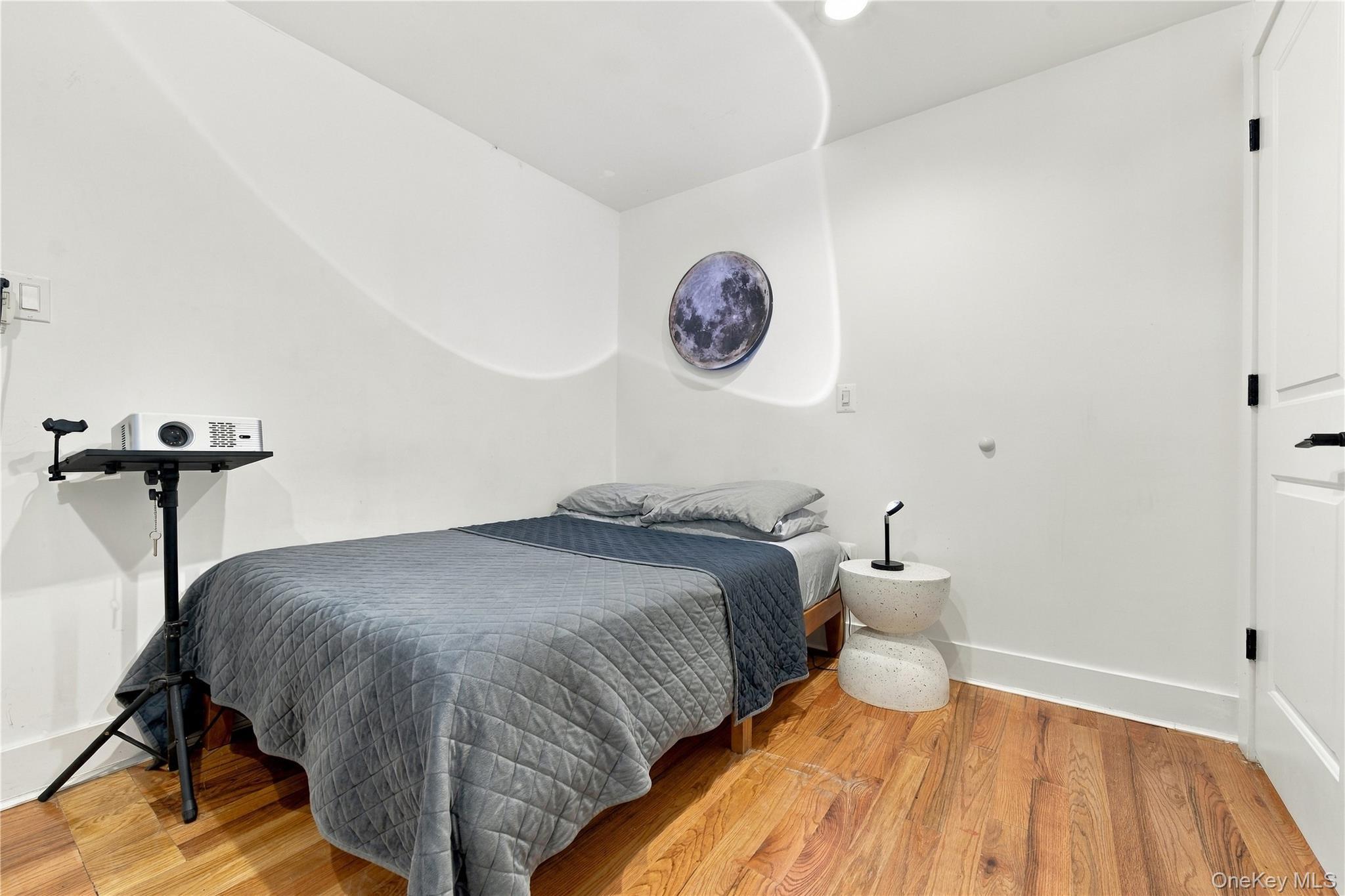 Single Family 130th Drive  Queens, NY 11413, MLS-1052274-8