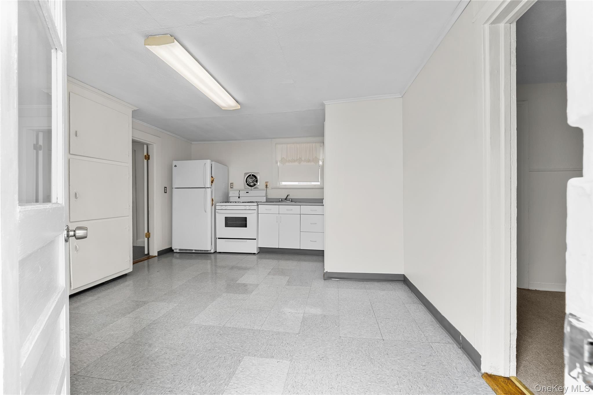 Single Family N Ocean Avenue Suffolk County, NY 11772, MLS-1052287-15