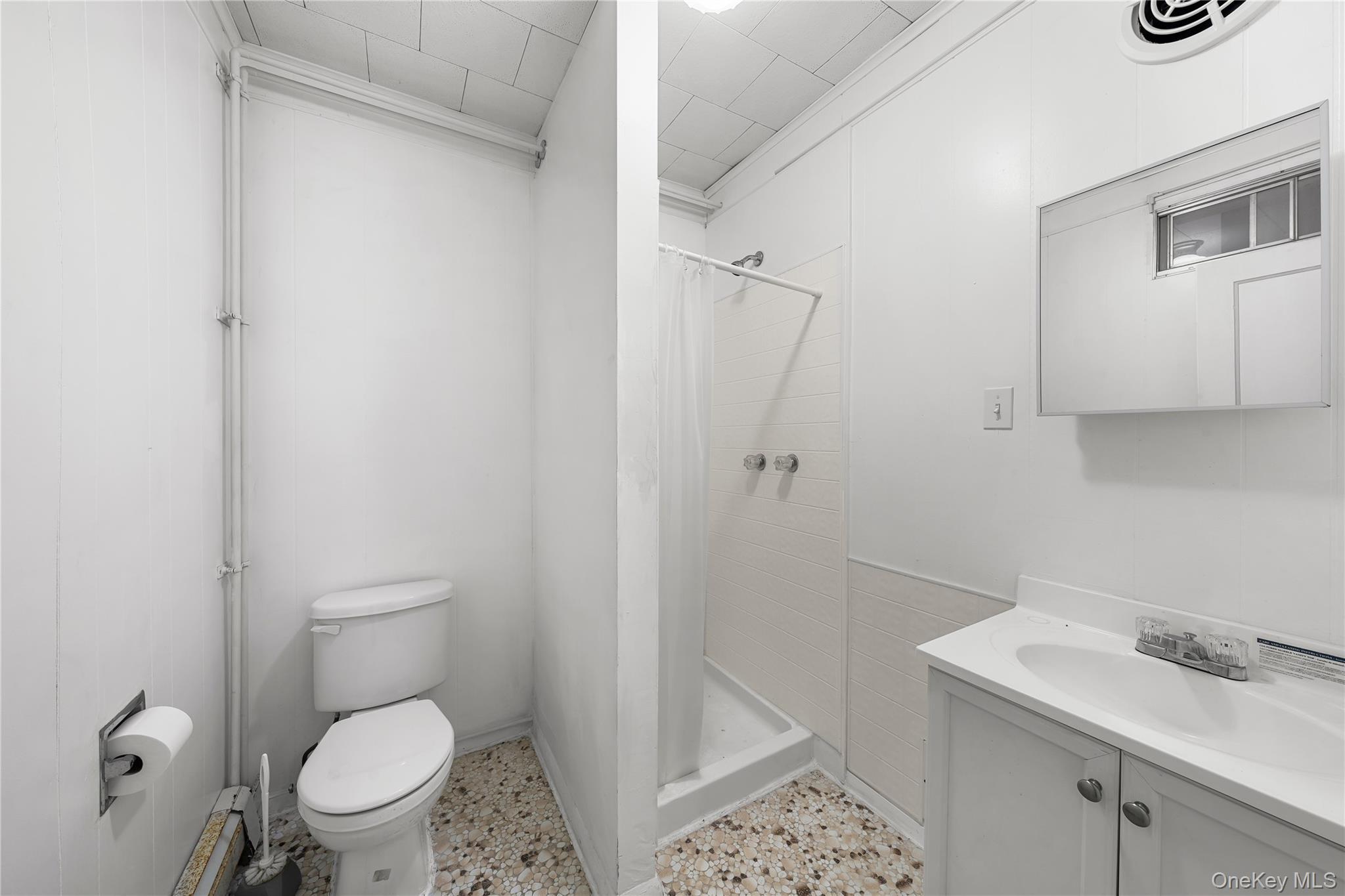 Single Family N Ocean Avenue Suffolk County, NY 11772, MLS-1052287-32