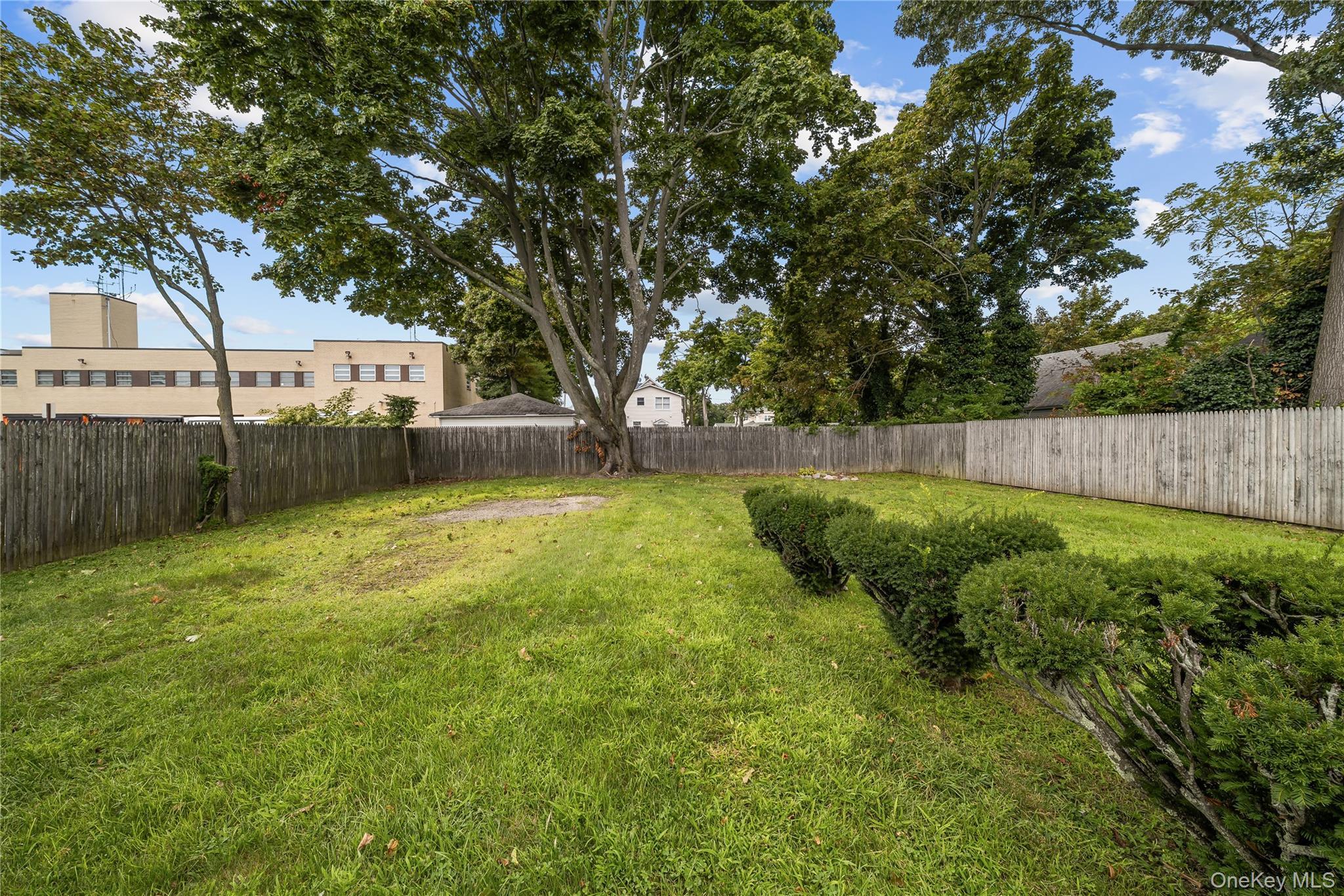 Single Family N Ocean Avenue Suffolk County, NY 11772, MLS-1052287-35