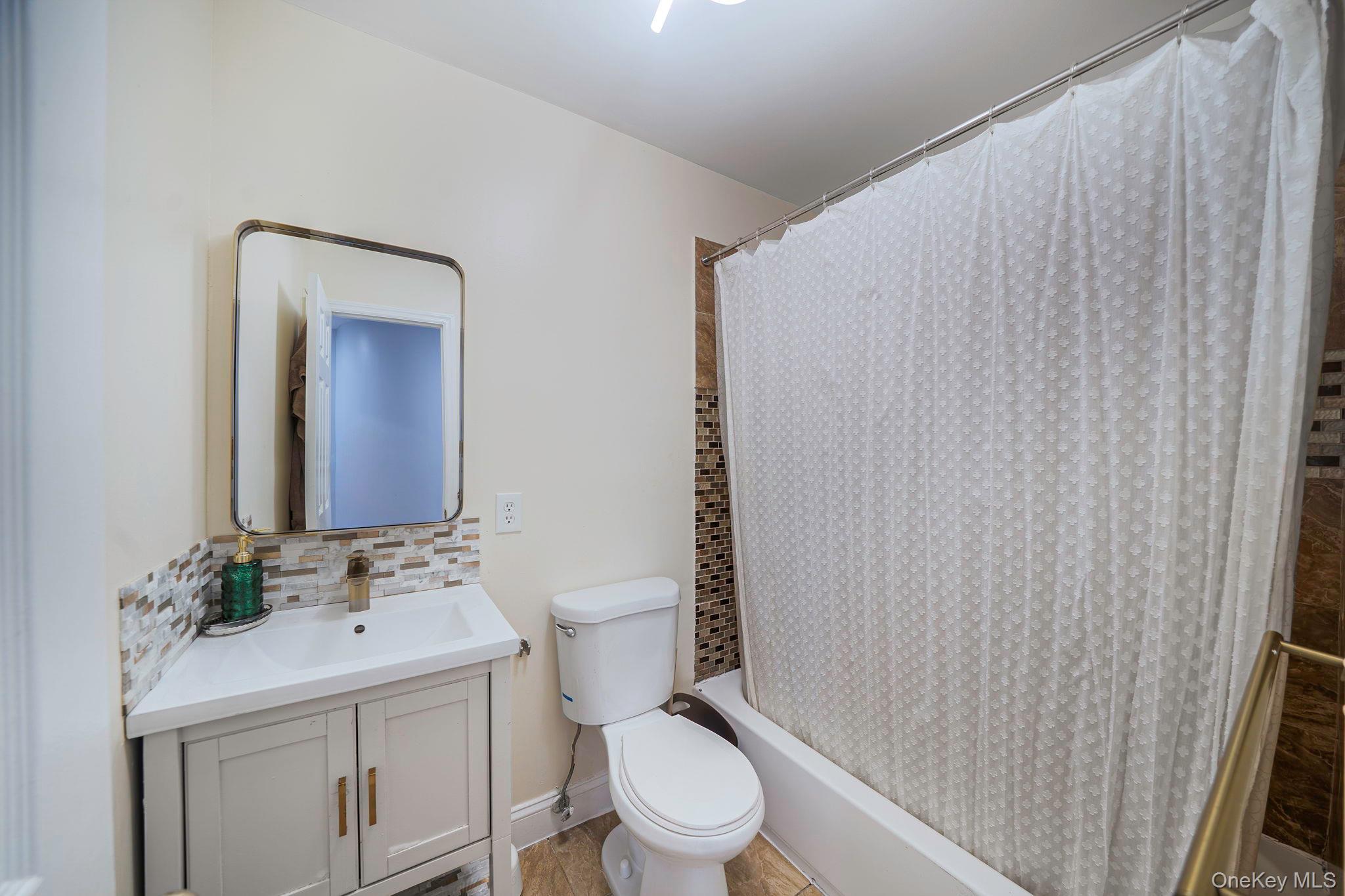 Single Family Denmark Court Suffolk County, NY 11743, MLS-1052291-10