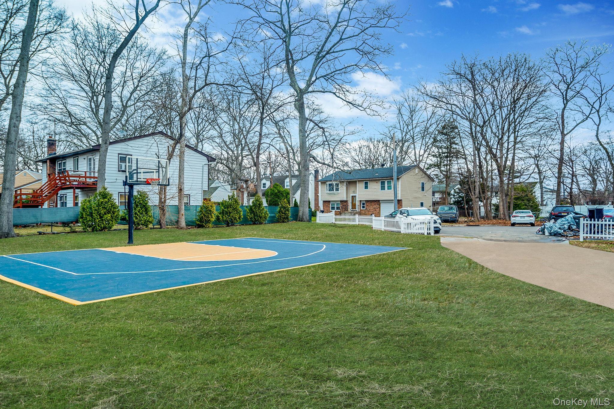 Single Family Denmark Court  Suffolk County, NY 11743, MLS-1052291-34