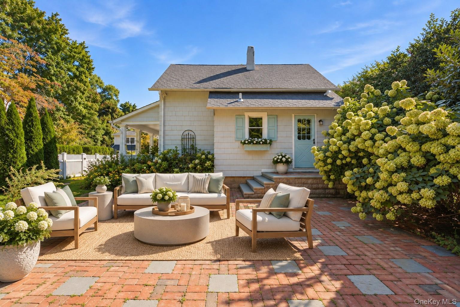 Single Family Bay Avenue  Suffolk County, NY 11743, MLS-1052299-17