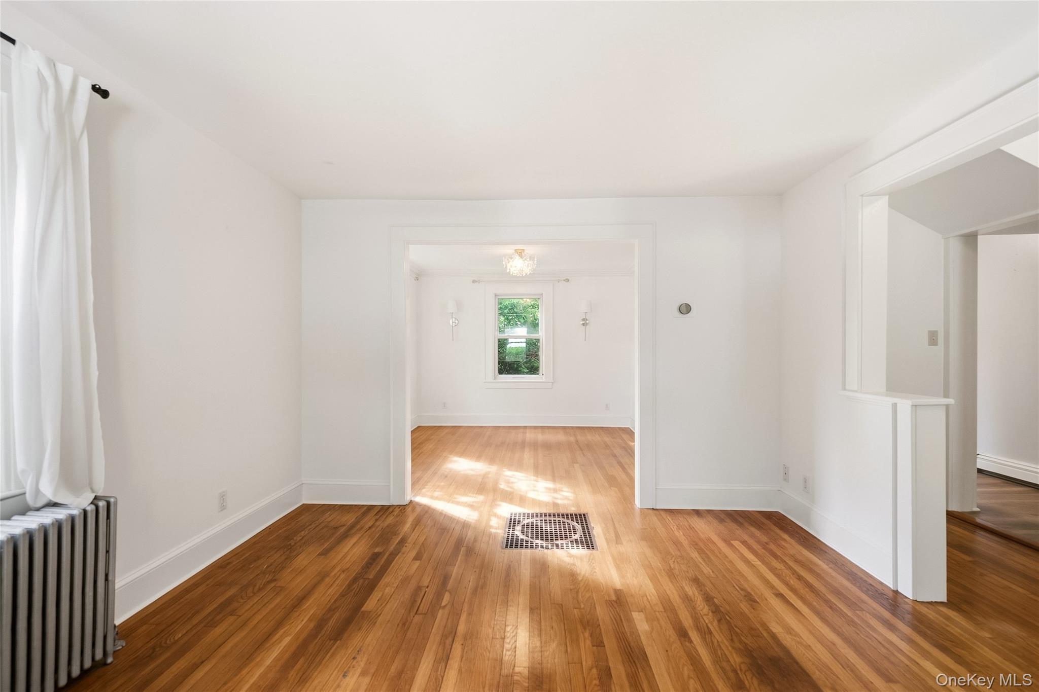 Single Family Bay Avenue  Suffolk County, NY 11743, MLS-1052299-4