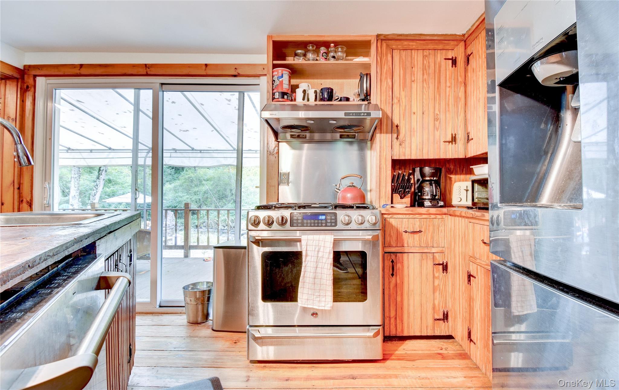 Single Family Canopus Hollow Road  Putnam County, NY 10579, MLS-1052313-11