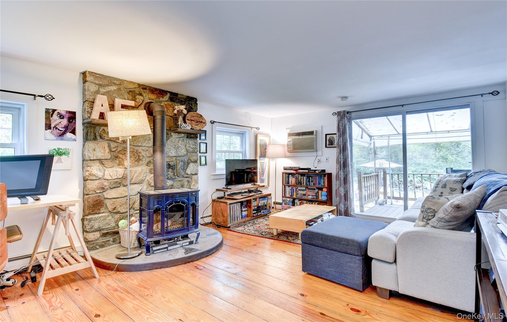 Single Family Canopus Hollow Road  Putnam County, NY 10579, MLS-1052313-9