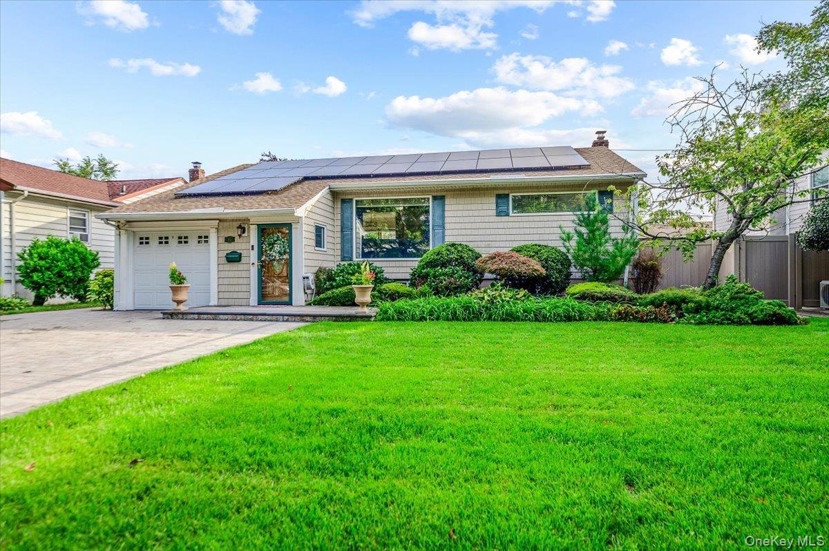 Single Family Flower Road  Nassau County, NY 11581, MLS-1052329-28