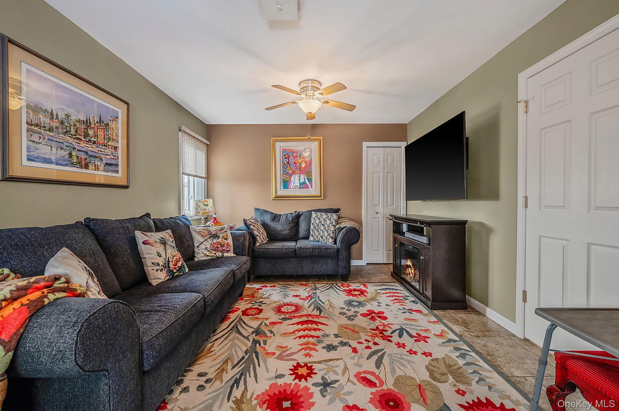 Single Family Yacht Club Road Suffolk County, NY 11702, MLS-1052342-26