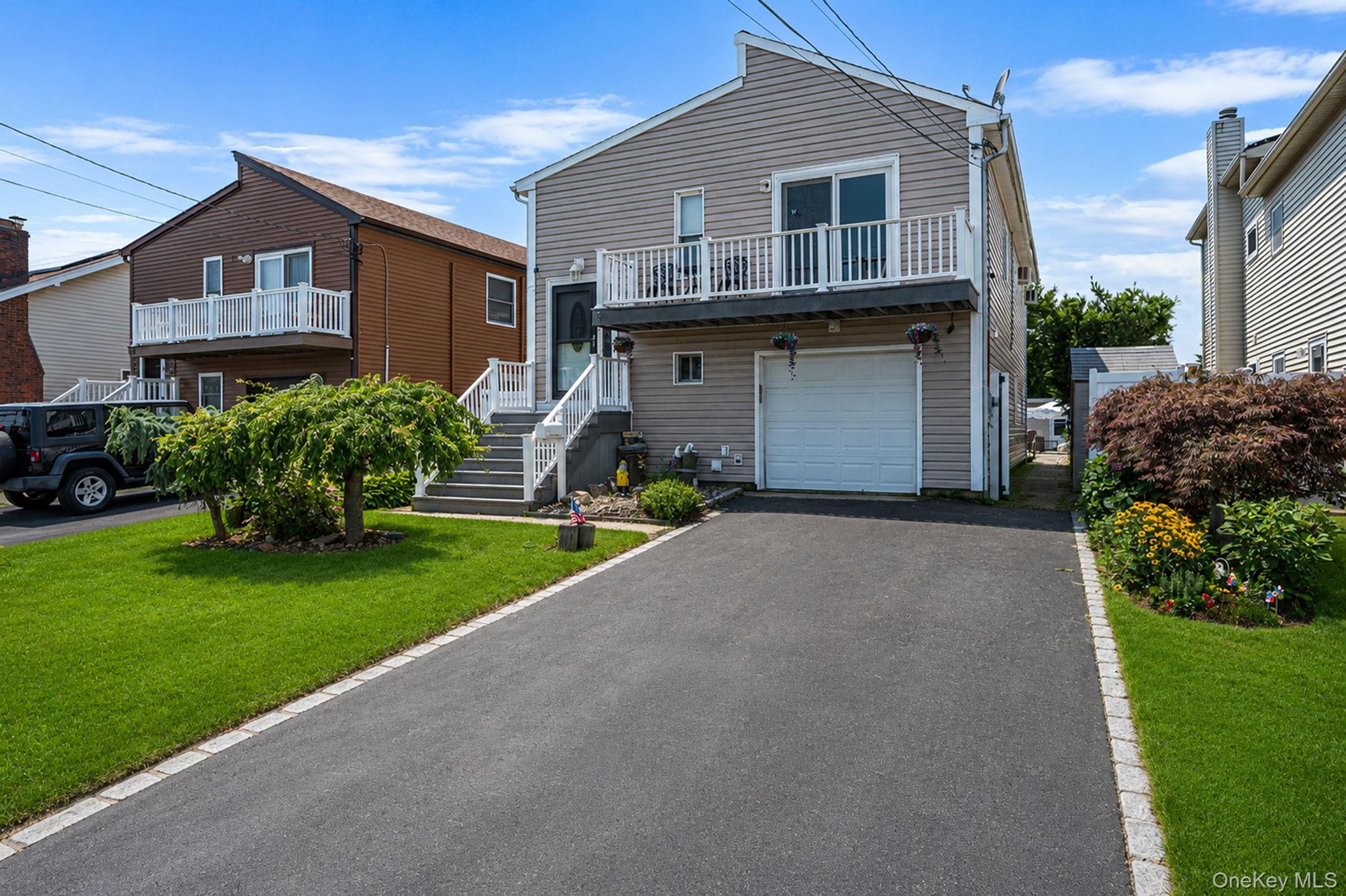 Single Family Yacht Club Road Suffolk County, NY 11702, MLS-1052342-3