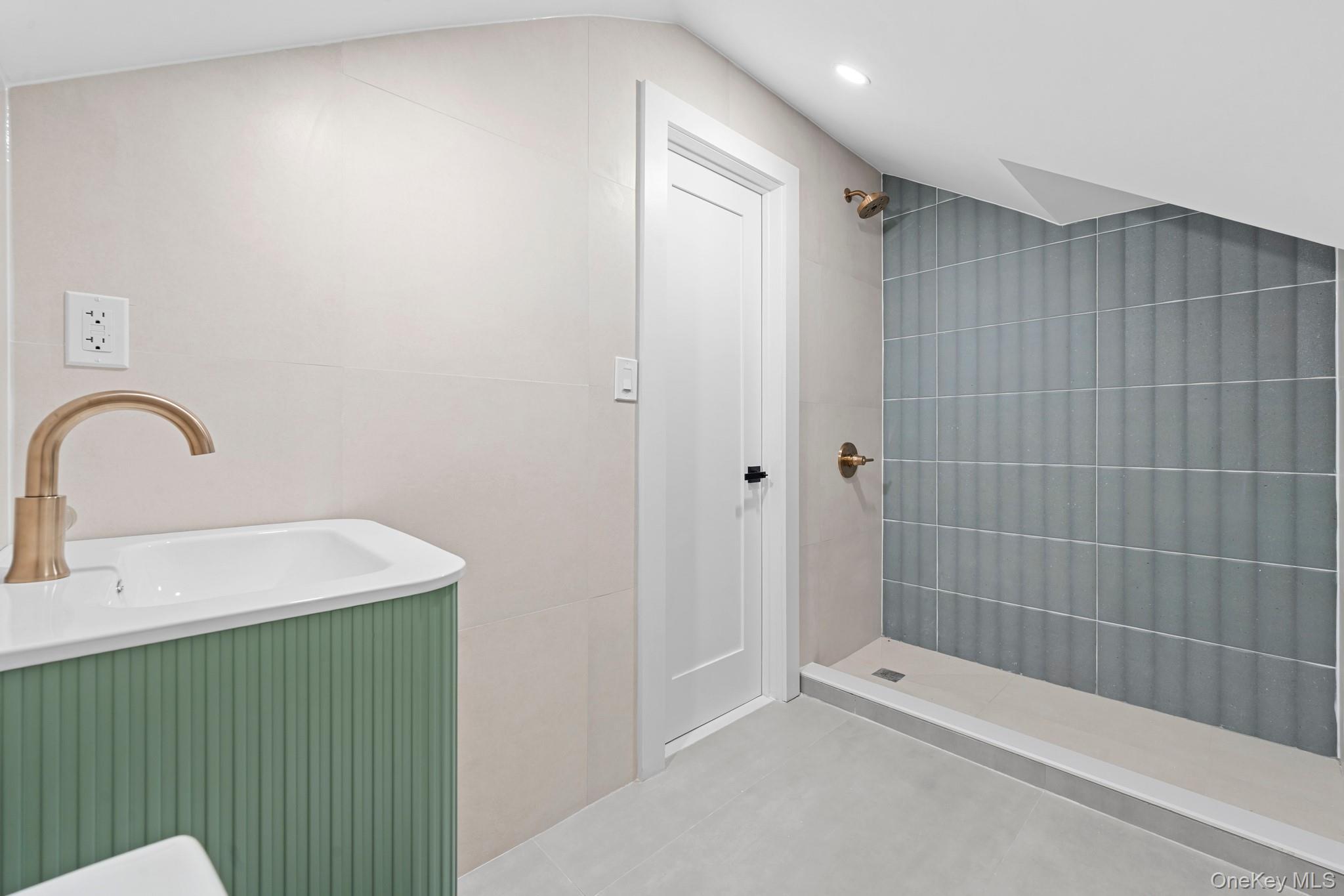 Single Family Arlington Avenue Brooklyn, NY 11207, MLS-1052348-14