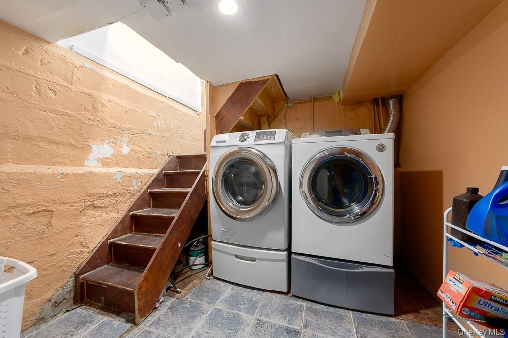 Single Family 215th Street  Queens, NY 11429, MLS-1052377-13