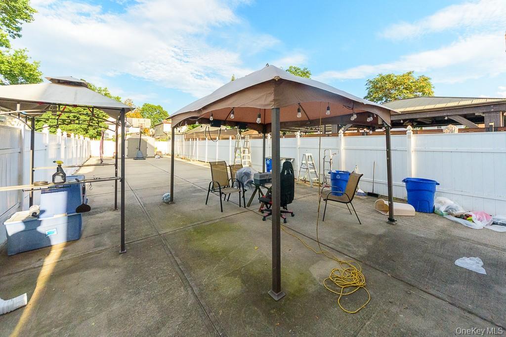 Single Family 215th Street  Queens, NY 11429, MLS-1052377-2