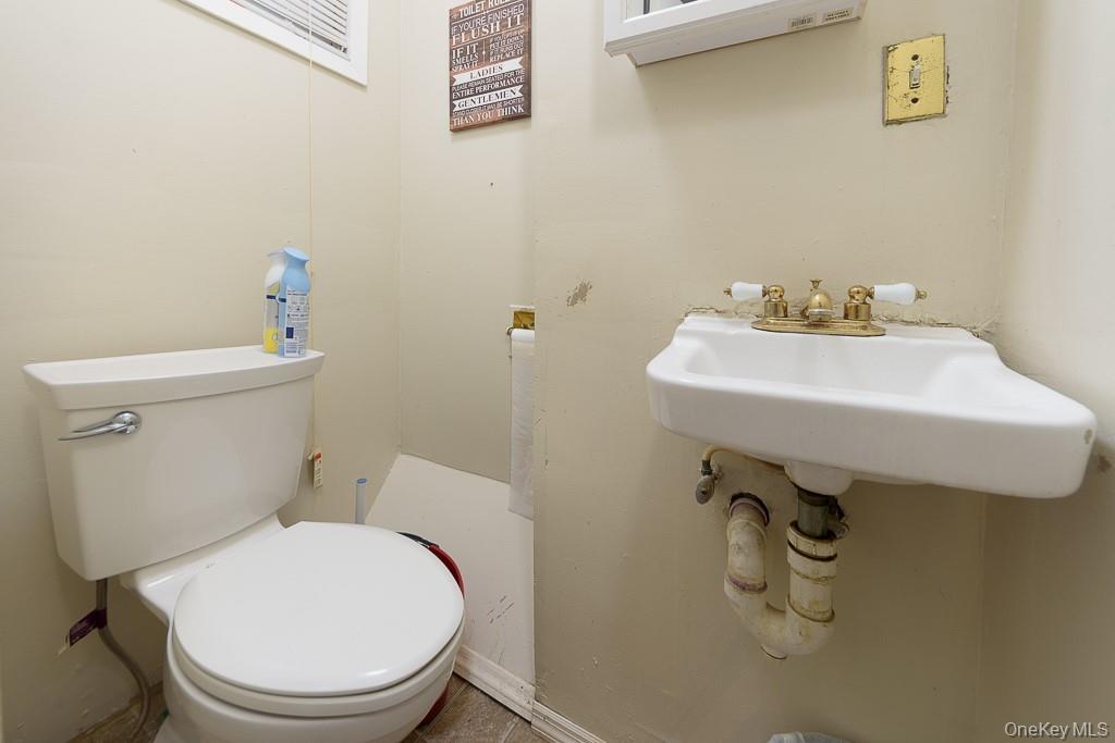 Single Family 215th Street  Queens, NY 11429, MLS-1052377-8