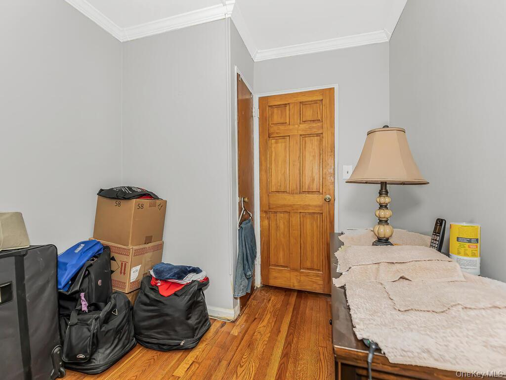 Single Family Kingsland Avenue Bronx, NY 10469, MLS-1052378-21