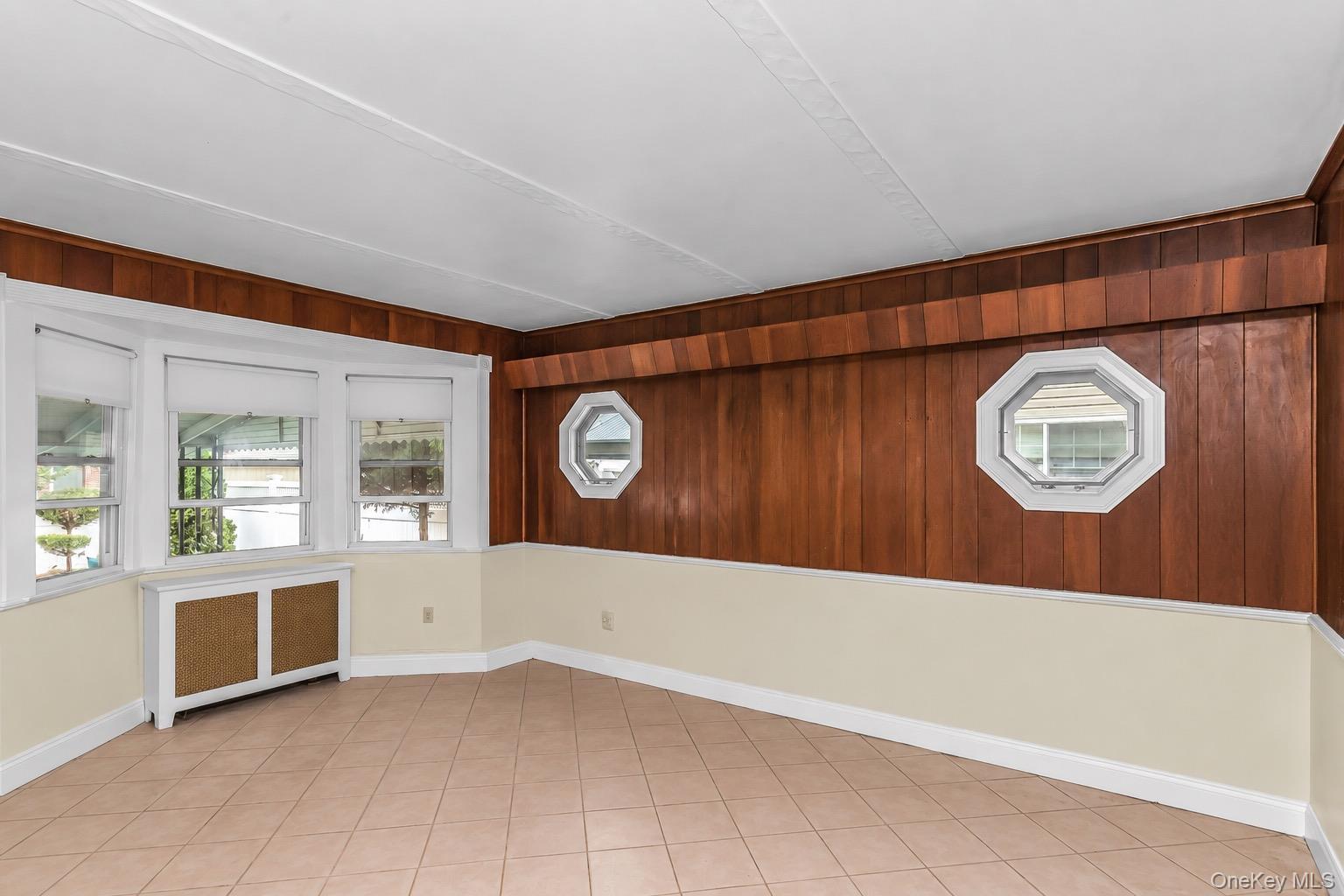 Single Family Capitol Avenue  Nassau County, NY 11596, MLS-1052409-12