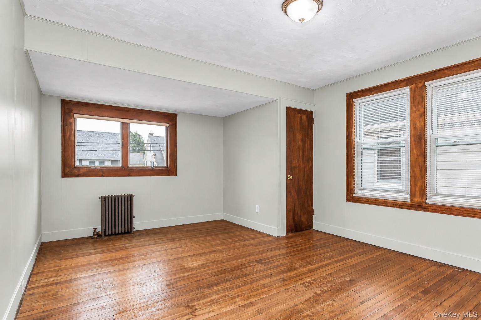 Single Family Capitol Avenue  Nassau County, NY 11596, MLS-1052409-17